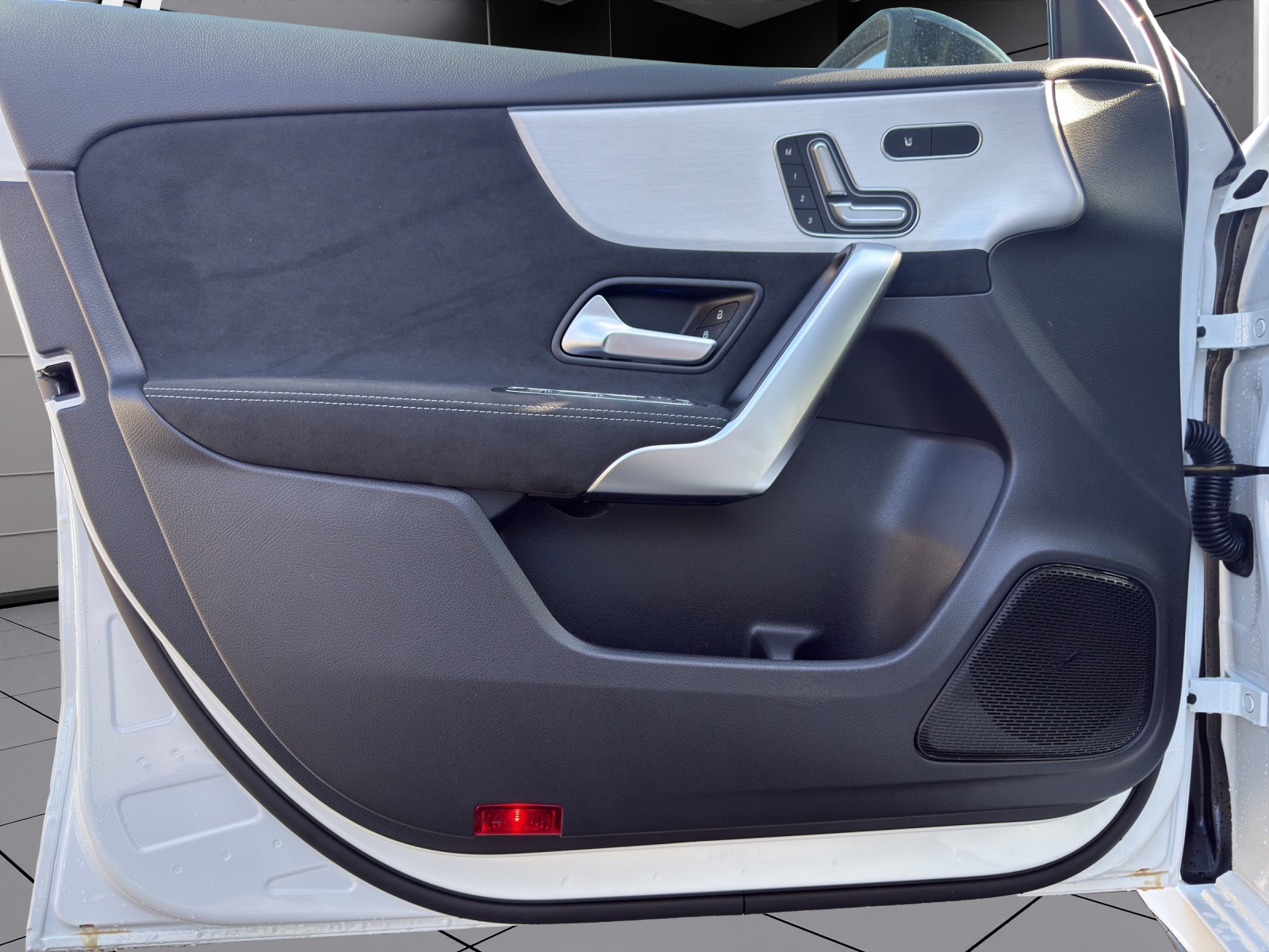 Image MERCEDES-BENZ A-220 A 220 4Matic 8G-DCT