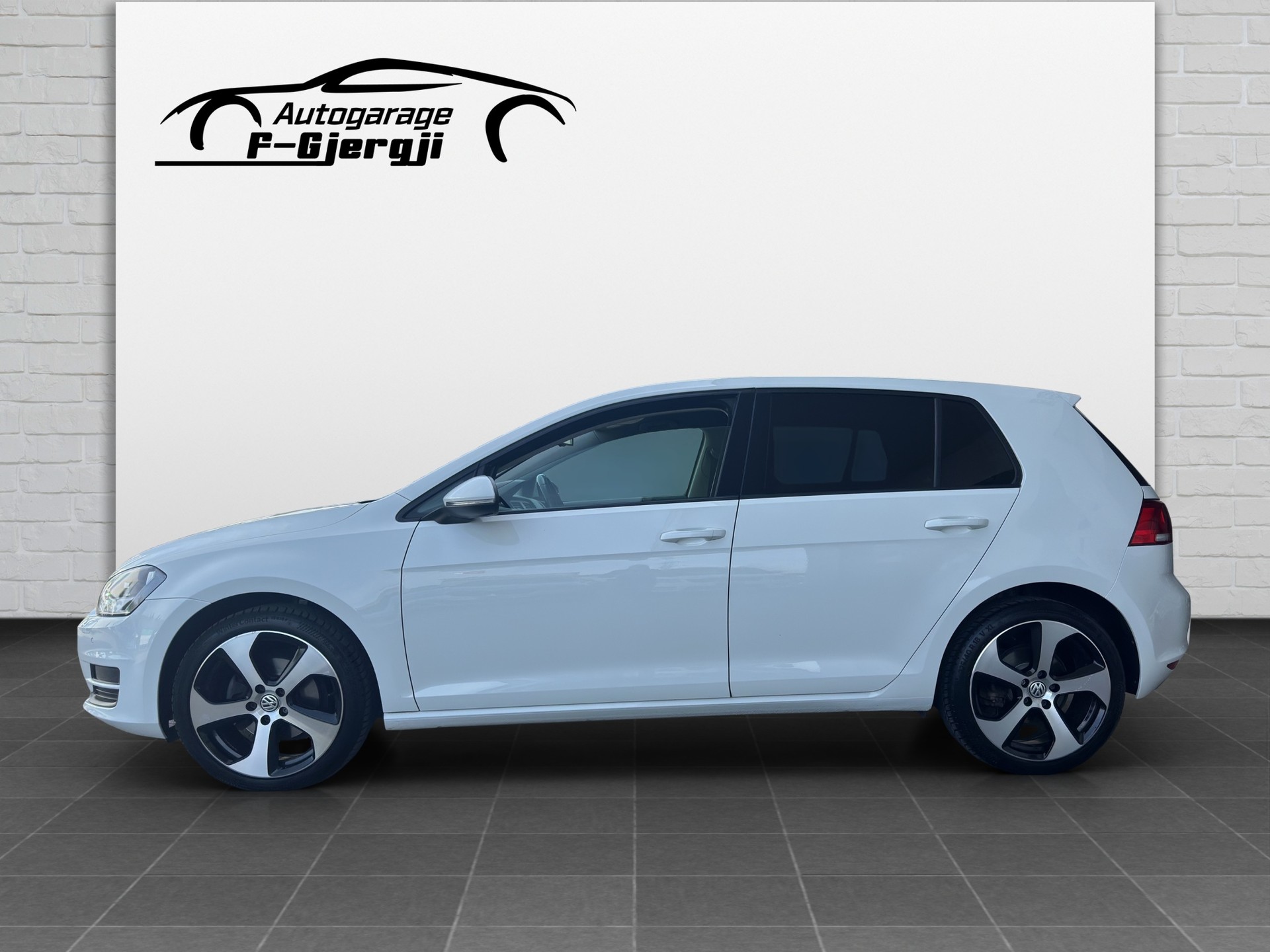 VW Golf 2.0 TDI Comfortline-image-4