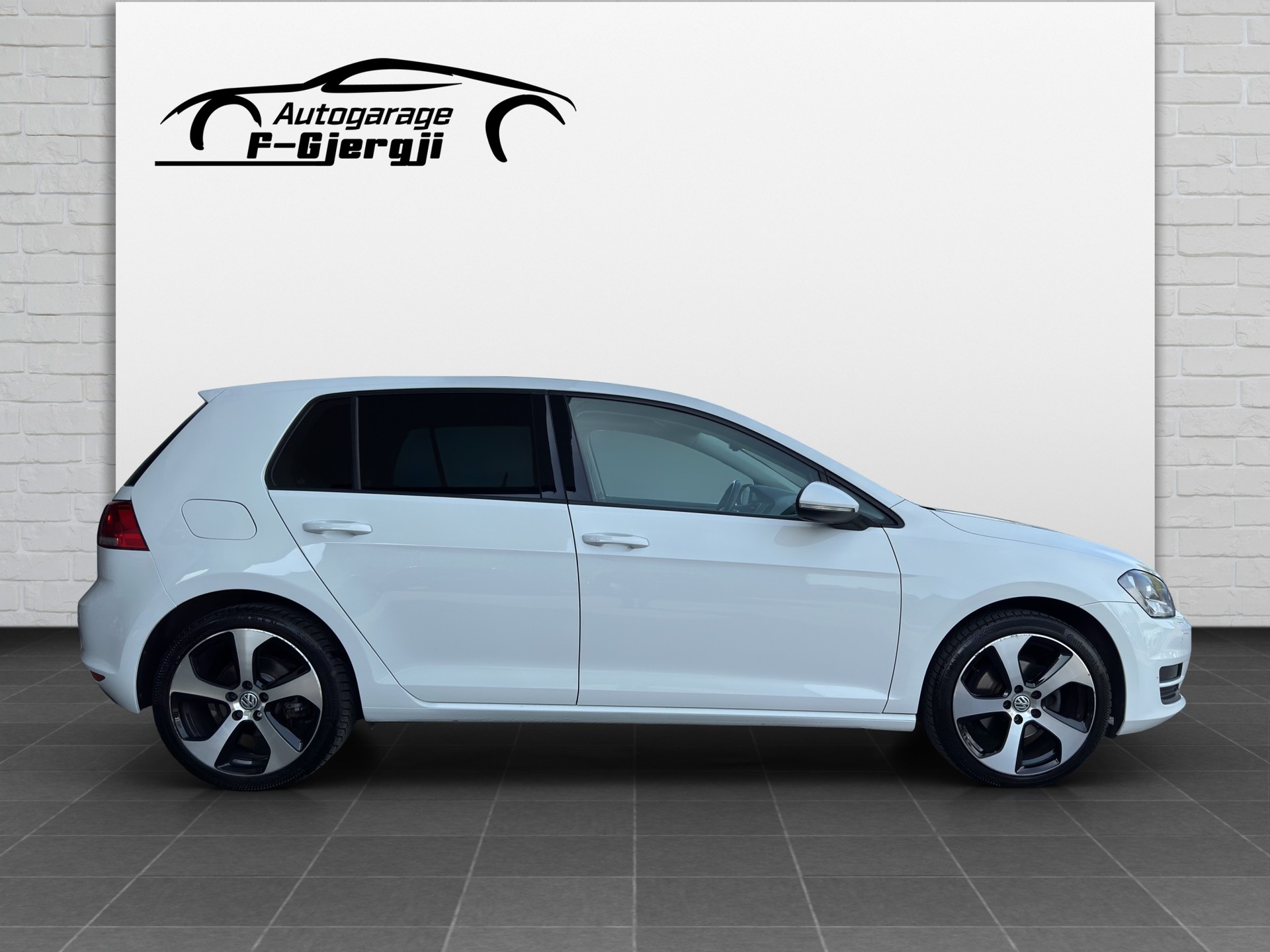 VW Golf 2.0 TDI Comfortline-image-6