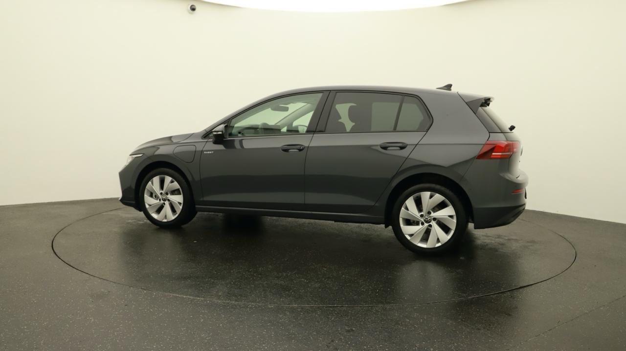 VW Golf VIII 1.5 TSI PHEV Limited-image-2