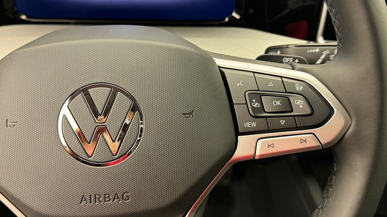 VW Golf VIII 1.5 TSI PHEV Limited-image-9