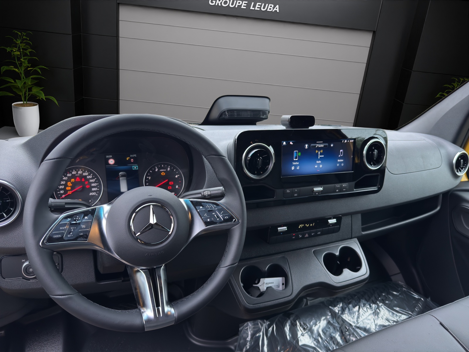 MERCEDES-BENZ Sprinter 317 CDI Lang 9G-TRONIC-image-6
