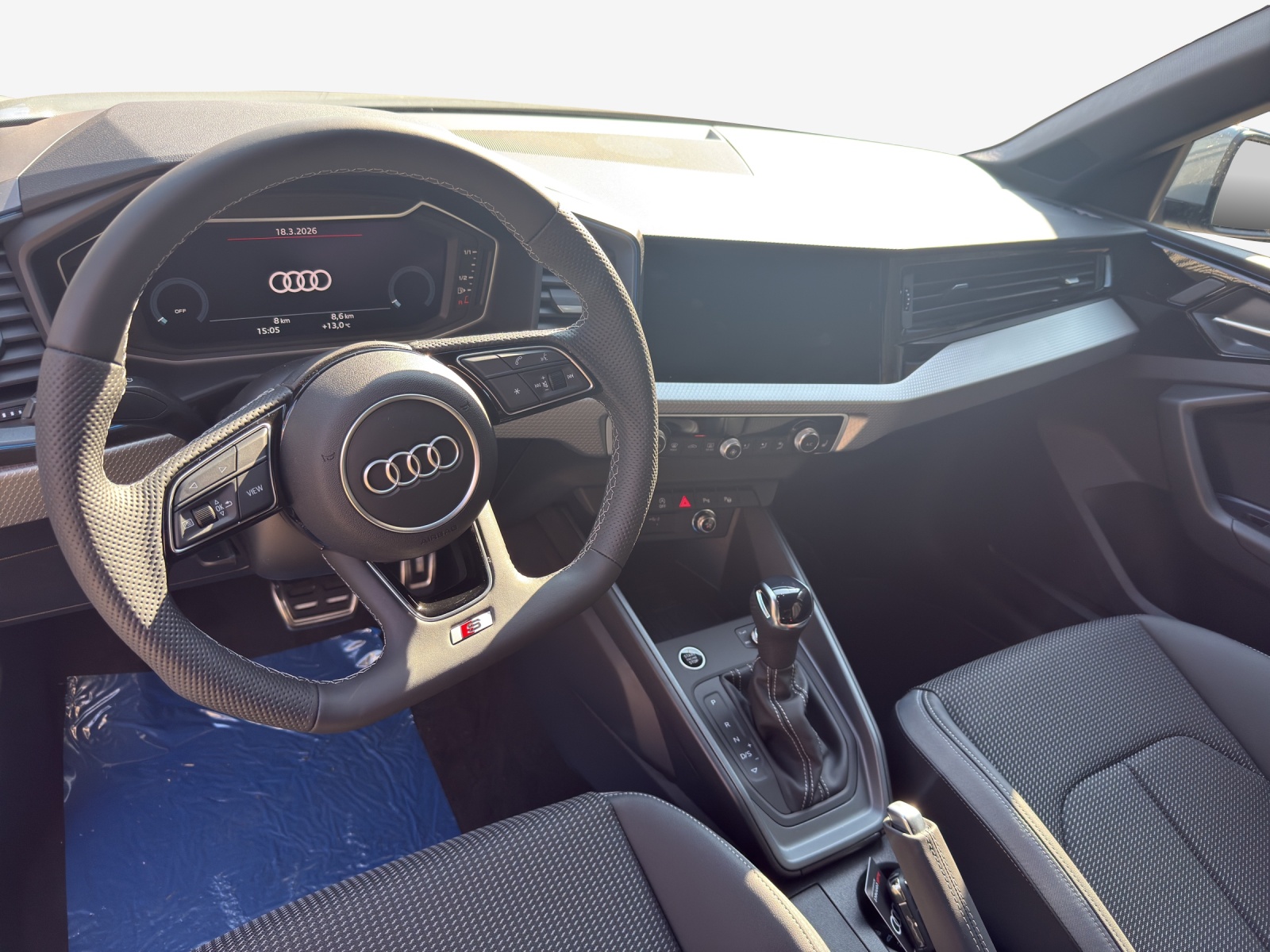 AUDI A1 Sportback 30 TFSI Attraction-image-8