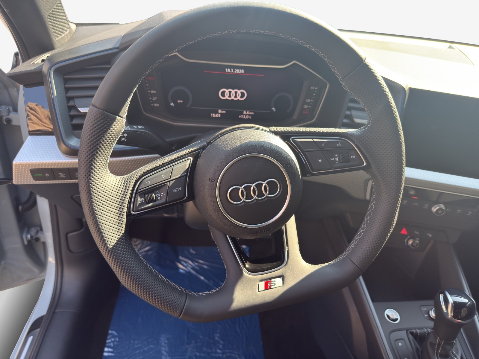AUDI A1 Sportback 30 TFSI Attraction-image-9