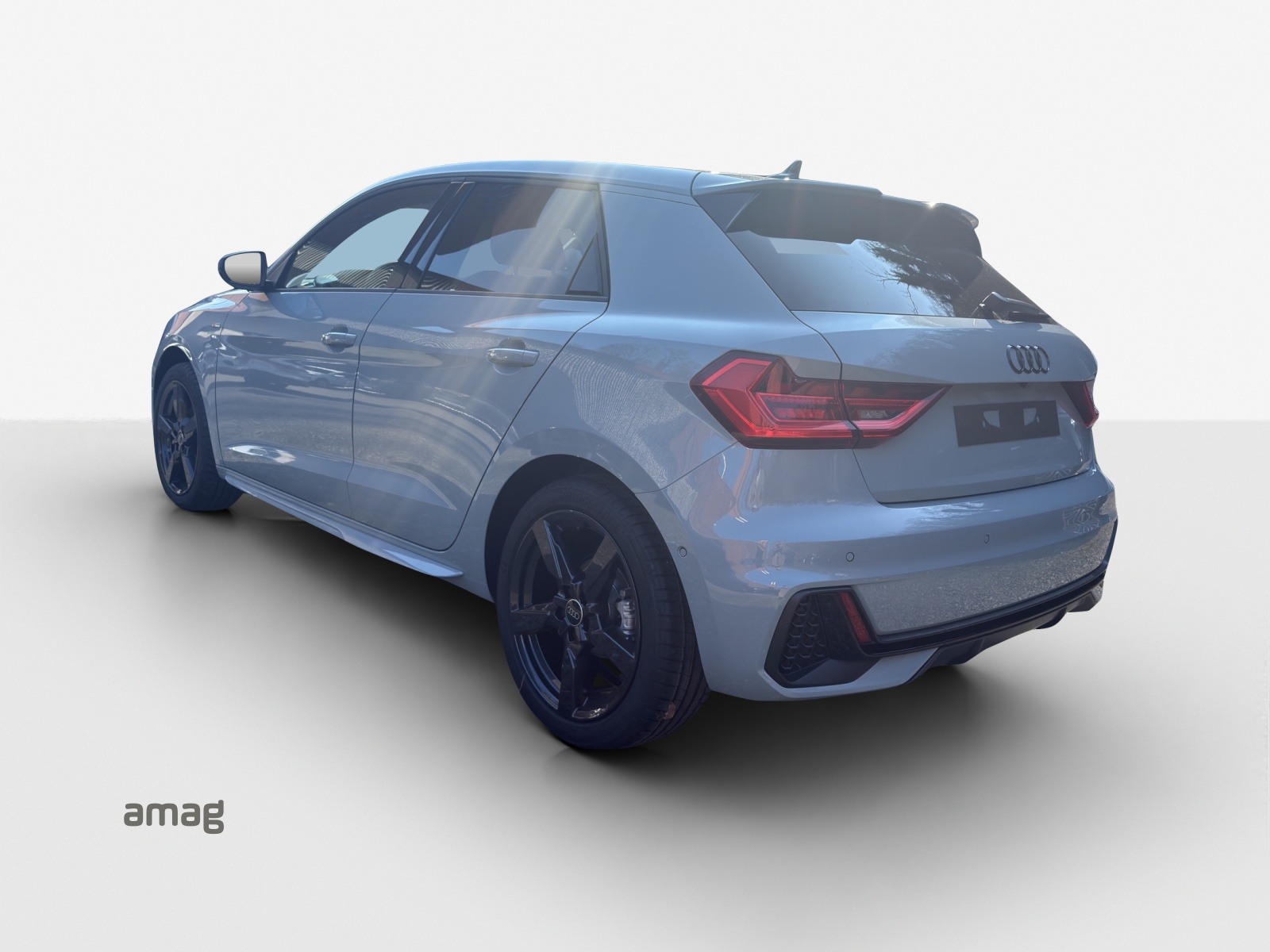 AUDI A1 Sportback 30 TFSI Attraction-image-2