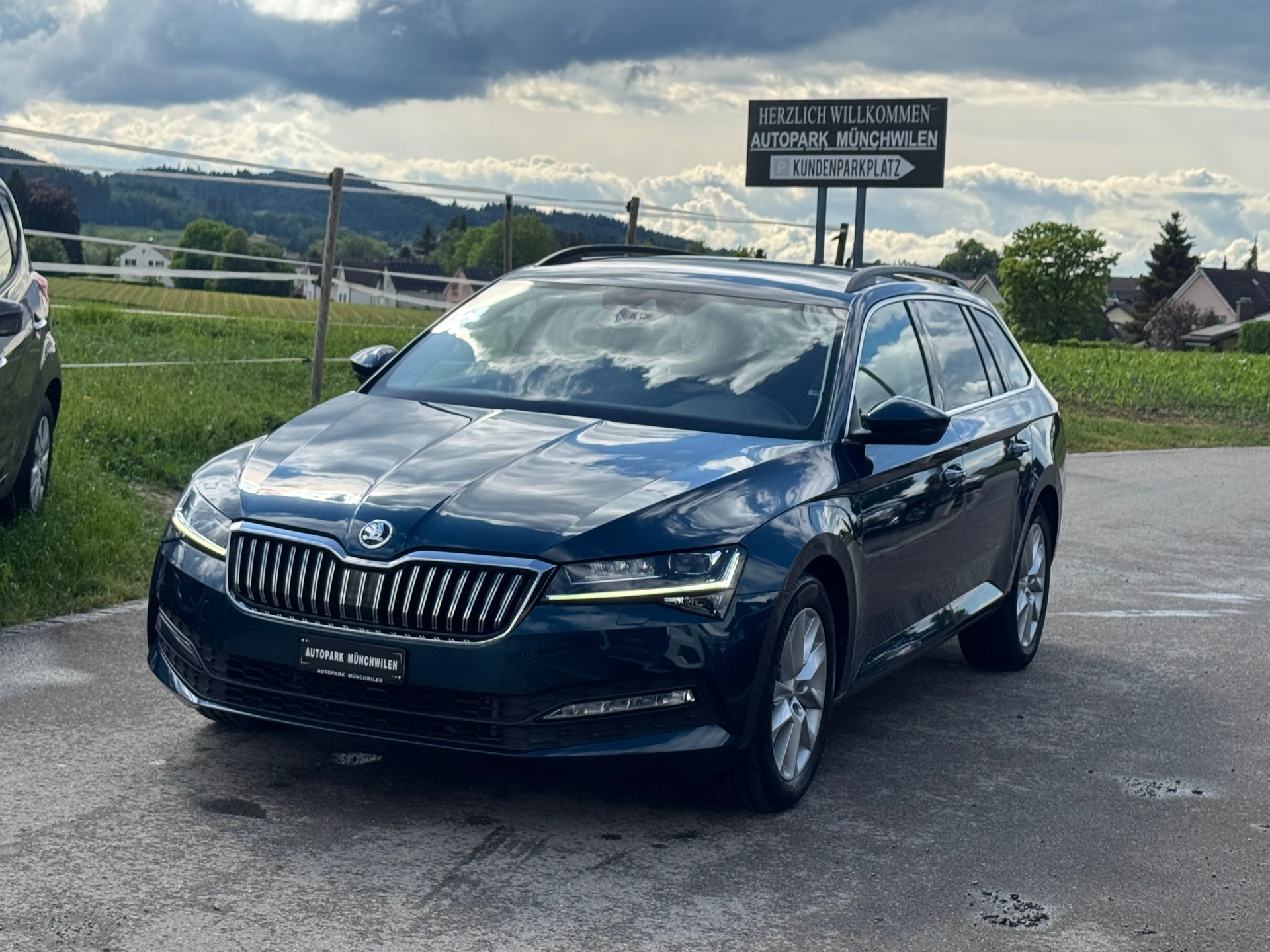 SKODA Superb Combi 2.0 TDi Ambition DSG