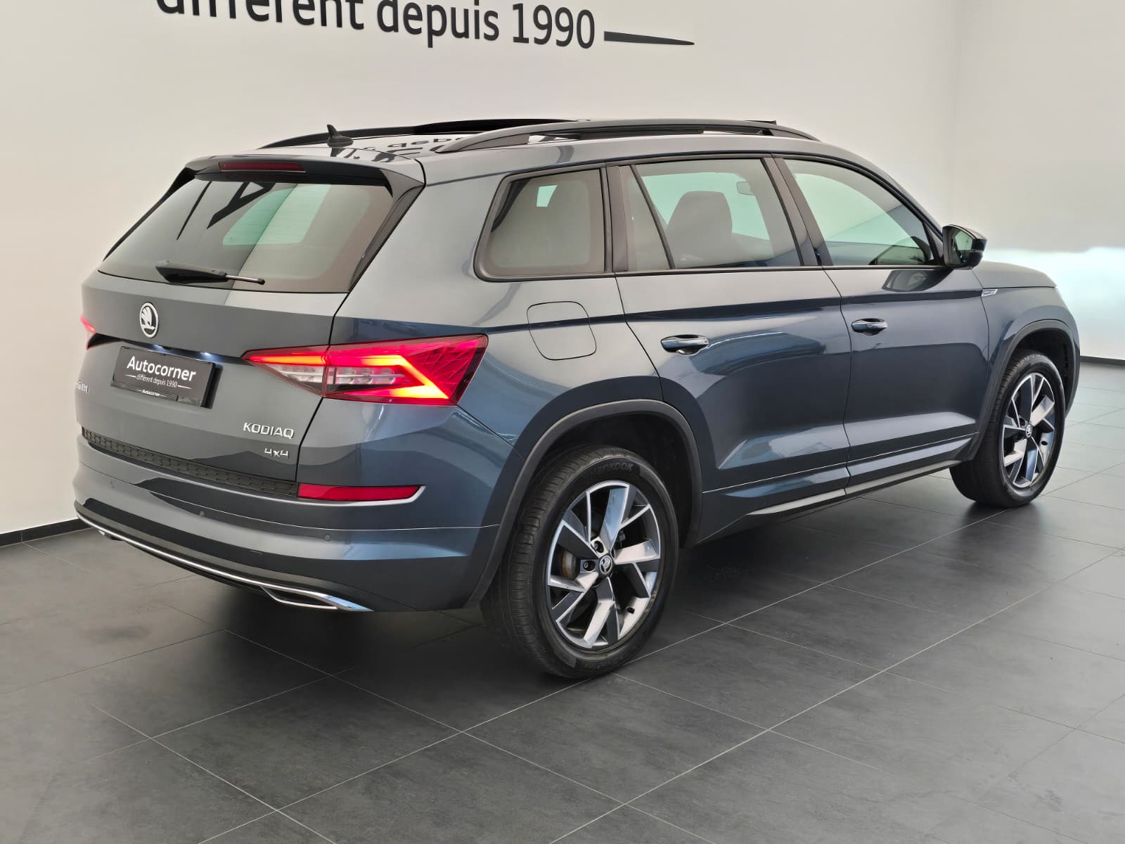 SKODA Kodiaq 2.0 TSI 4x4 Sport Line-image-5