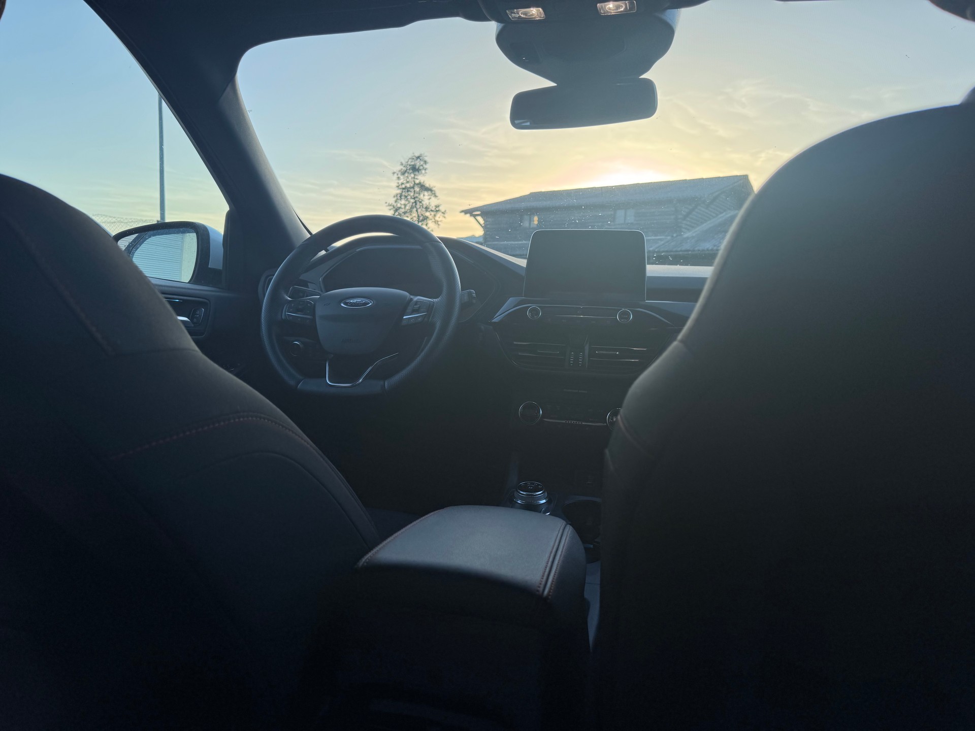 FORD Kuga 2.0 TDCi EcoBlue ST-Line 4WD Automat-image-9
