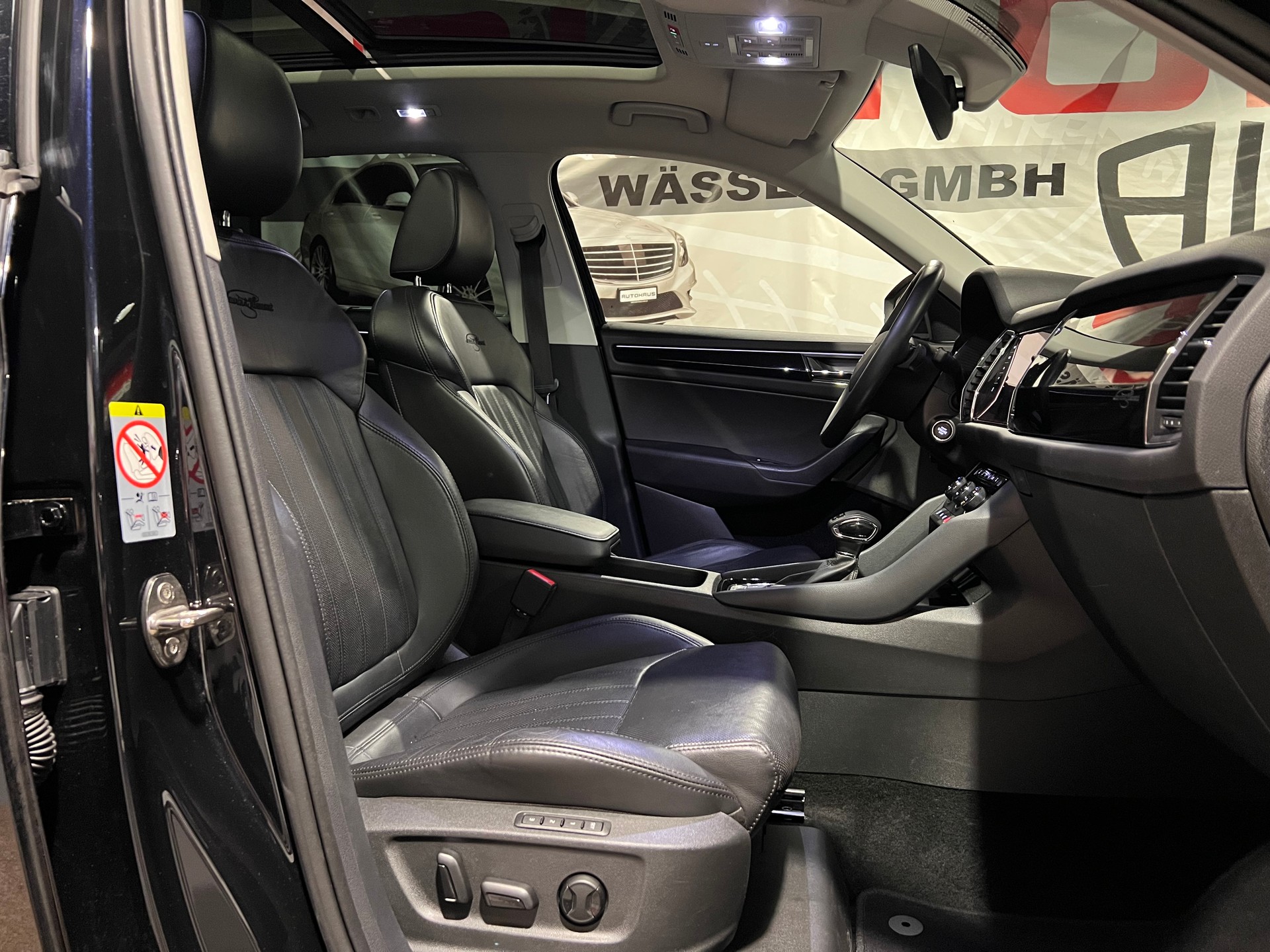 SKODA Kodiaq 2.0 TSI 4x4 L&K-image-12