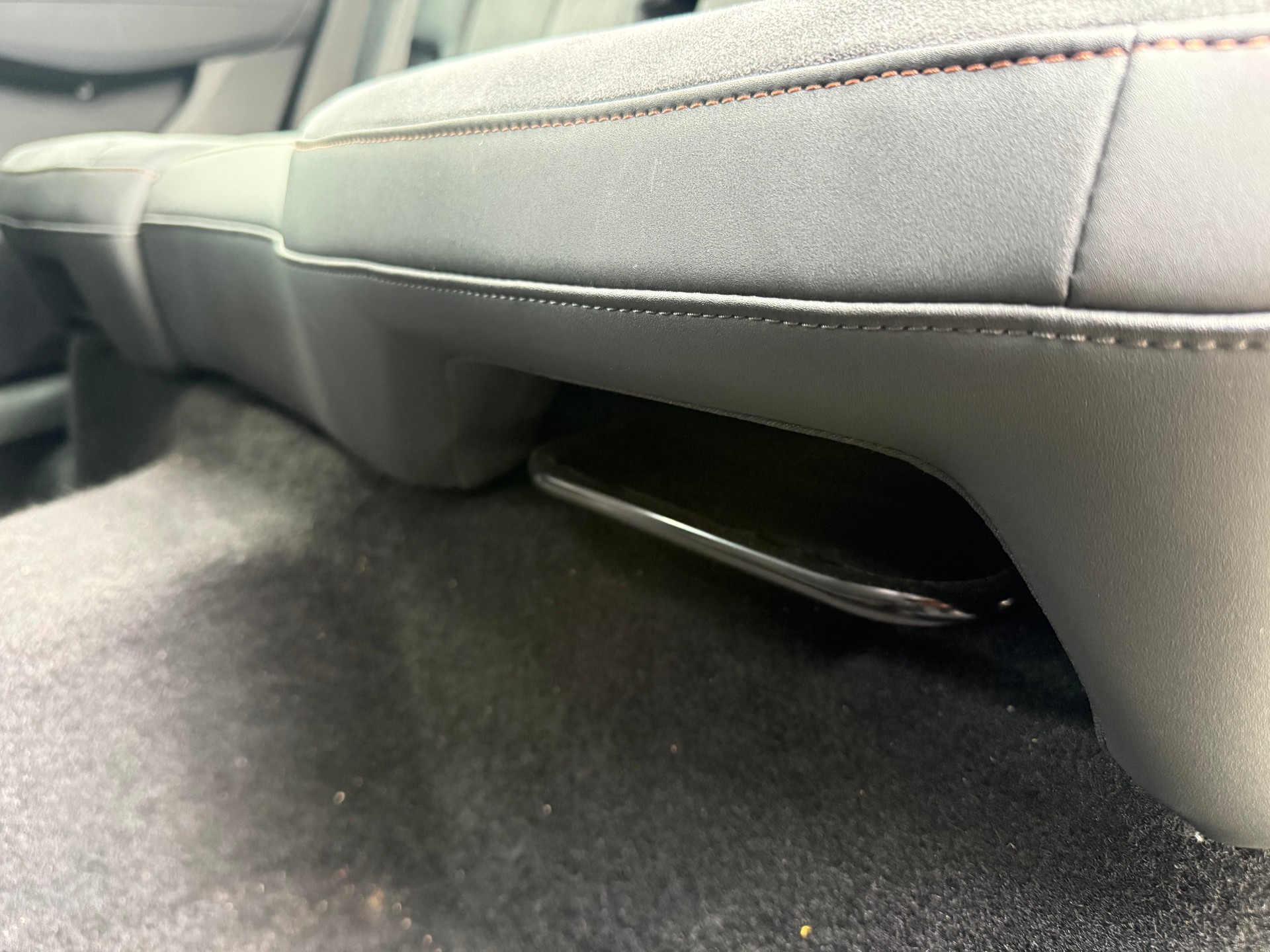 CUPRA Terramar 1.5 eTSI DSG-image-9