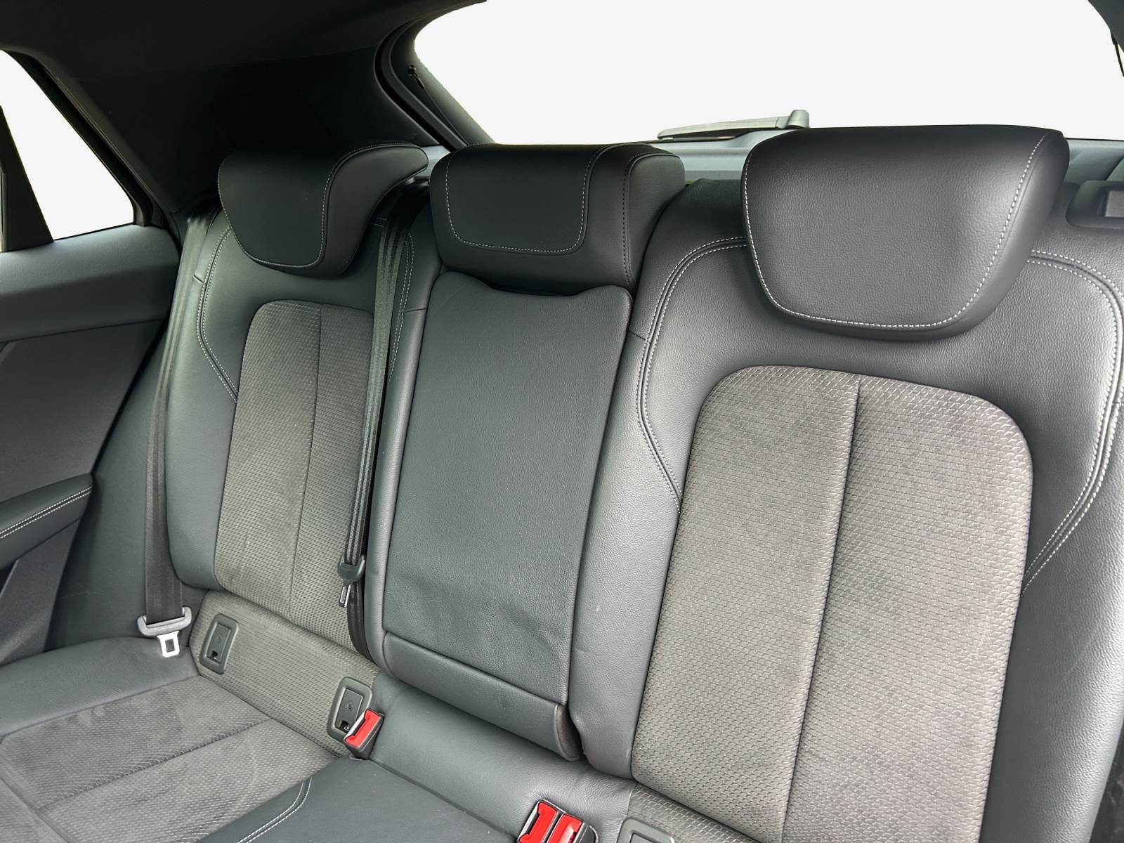 AUDI Q2 35 TFSI S-tronic-image-11