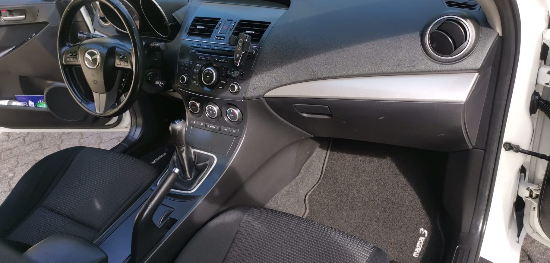 MAZDA 1.6 CD Exclusive-image-4