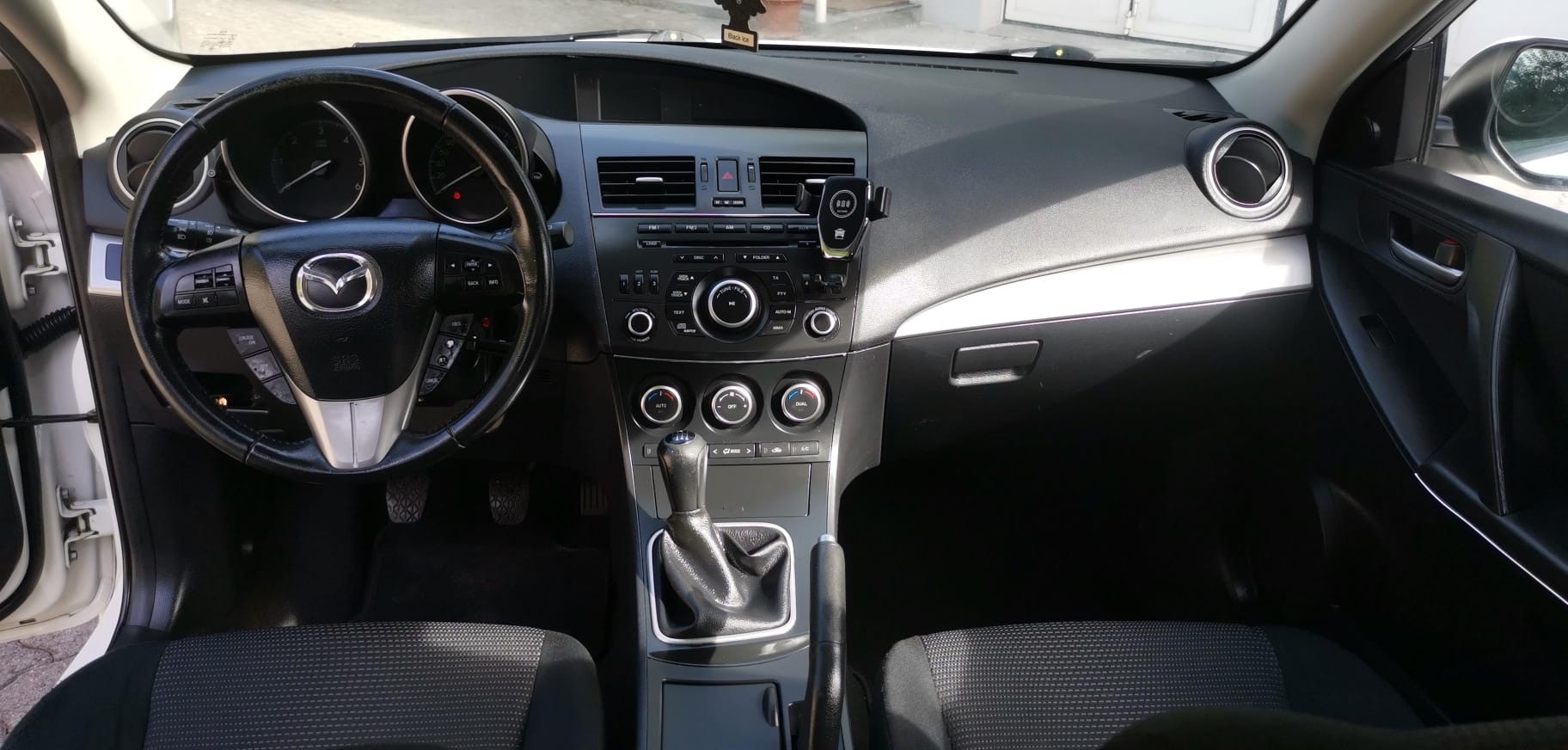 MAZDA 1.6 CD Exclusive-image-3