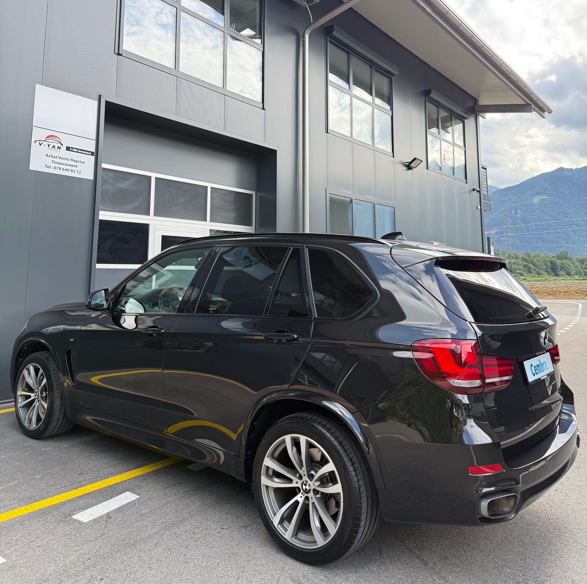 BMW X5 xDrive 35i Pack-M Steptronic-image-6