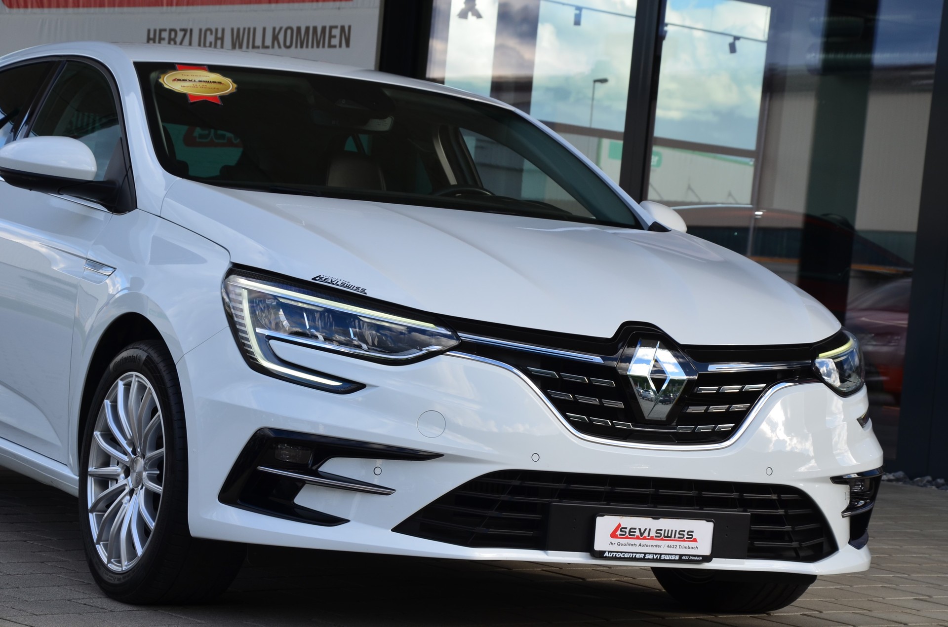 RENAULT Mégane Berline 1.3 16V Editon One EDC*Frisch ab MFK,1 Jahr oder 20'000km Garantie*-image-2