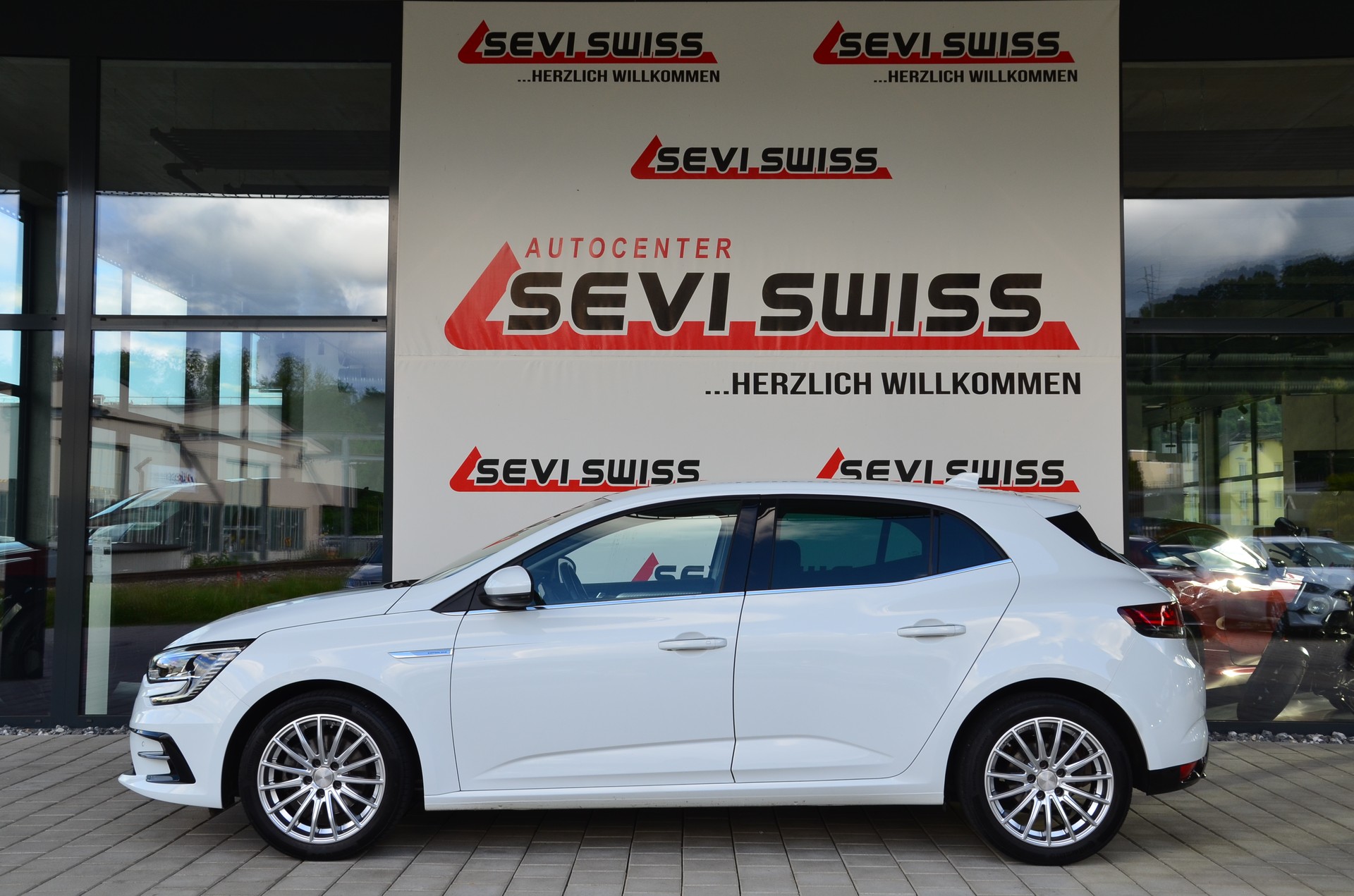 RENAULT Mégane Berline 1.3 16V Editon One EDC*Frisch ab MFK,1 Jahr oder 20'000km Garantie*-image-7
