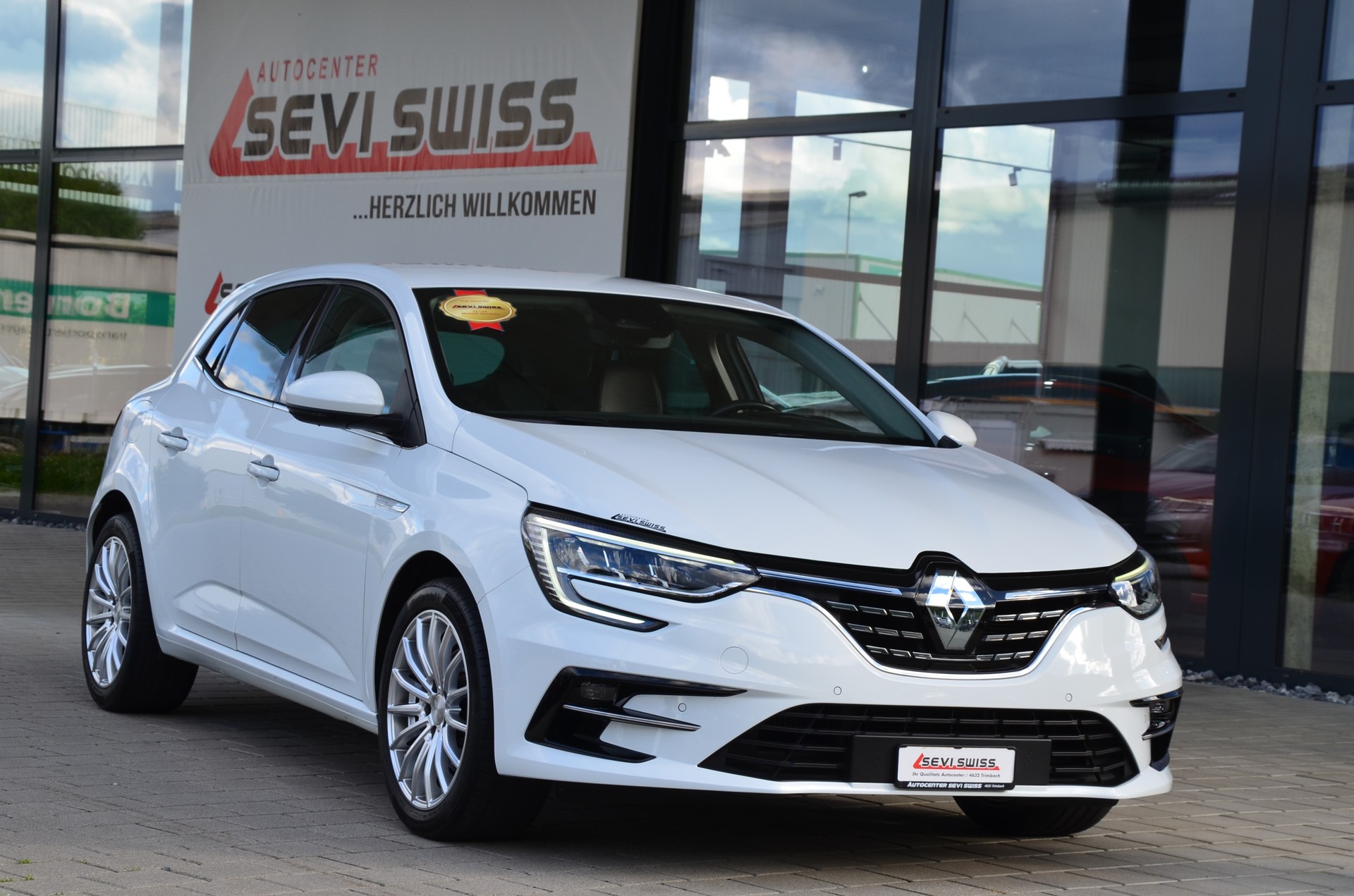 RENAULT Mégane Berline 1.3 16V Editon One EDC*Frisch ab MFK,1 Jahr oder 20'000km Garantie*-image-1