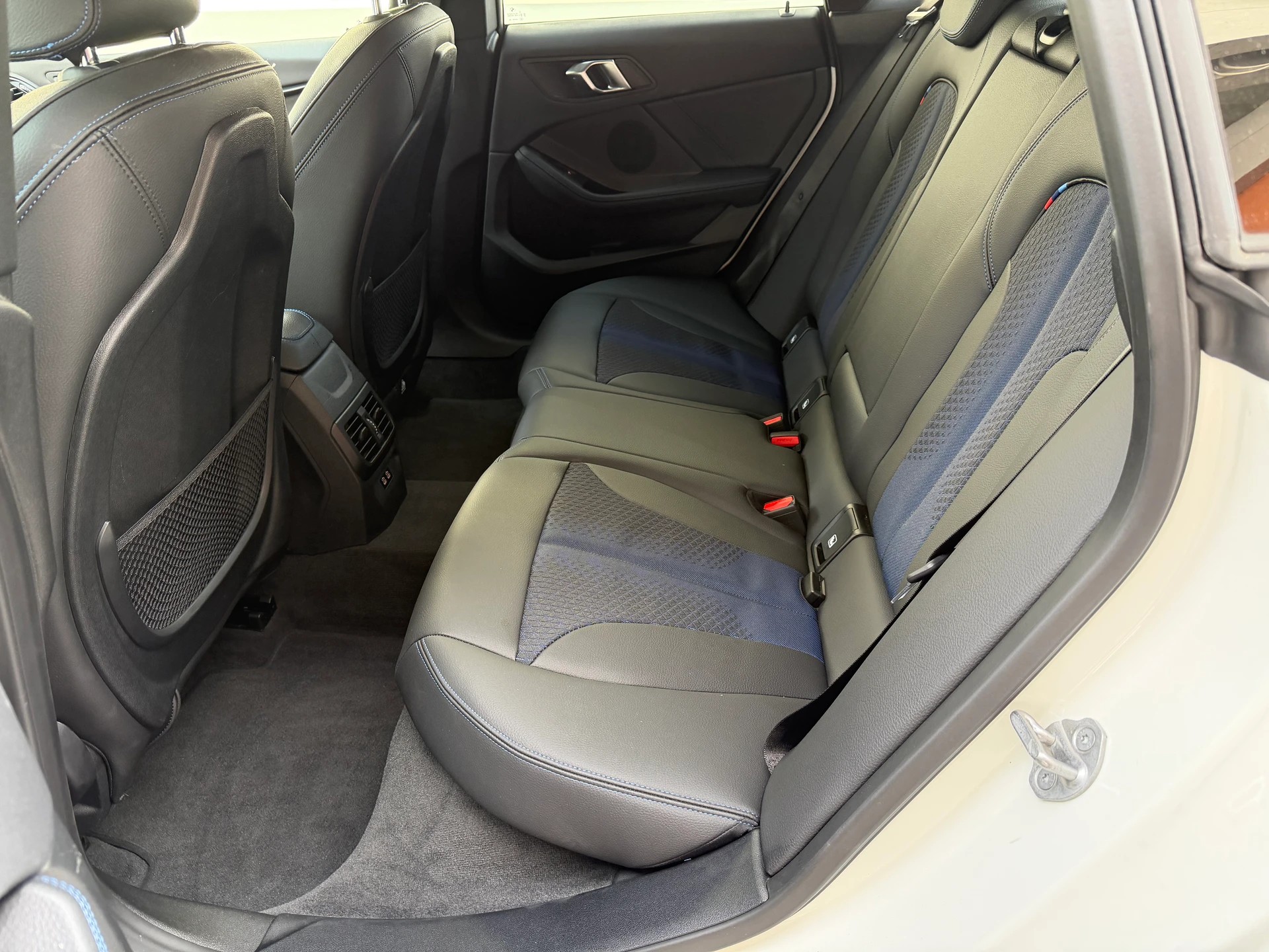 BMW 218i Gran Coupé M Sport Steptronic-image-17