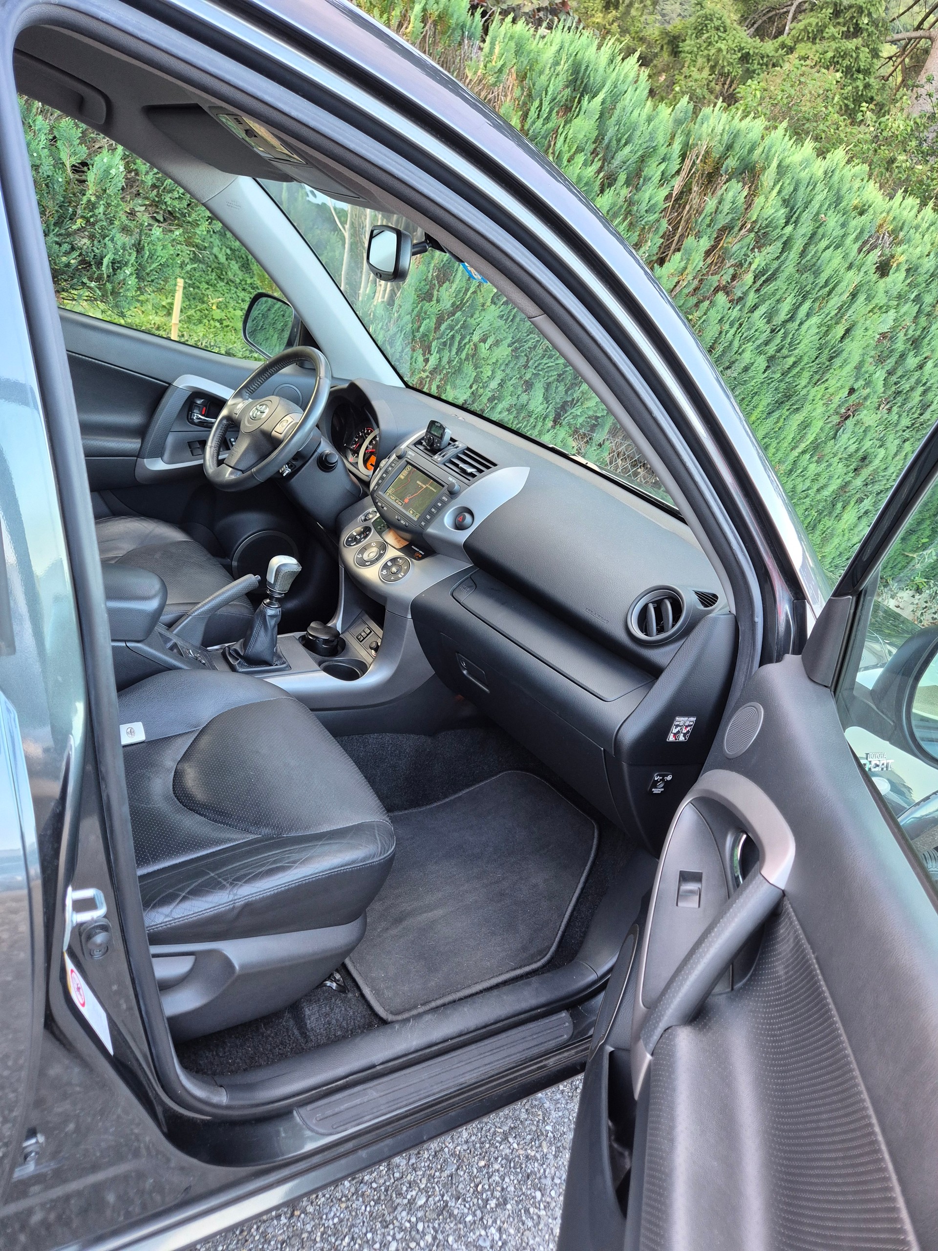TOYOTA RAV-4 2.2D-4 D CleanPower Linea Sol-image-12