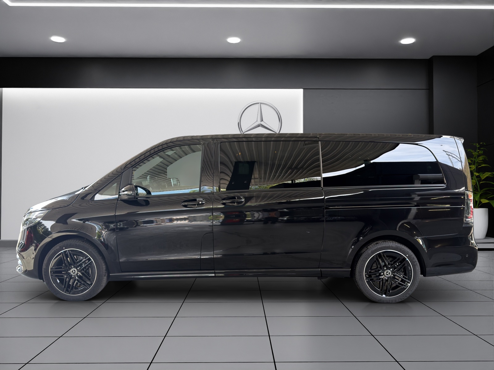 MERCEDES-BENZ V 250 d extralang 4Matic Avantgarde 9G-Tronic-image-2