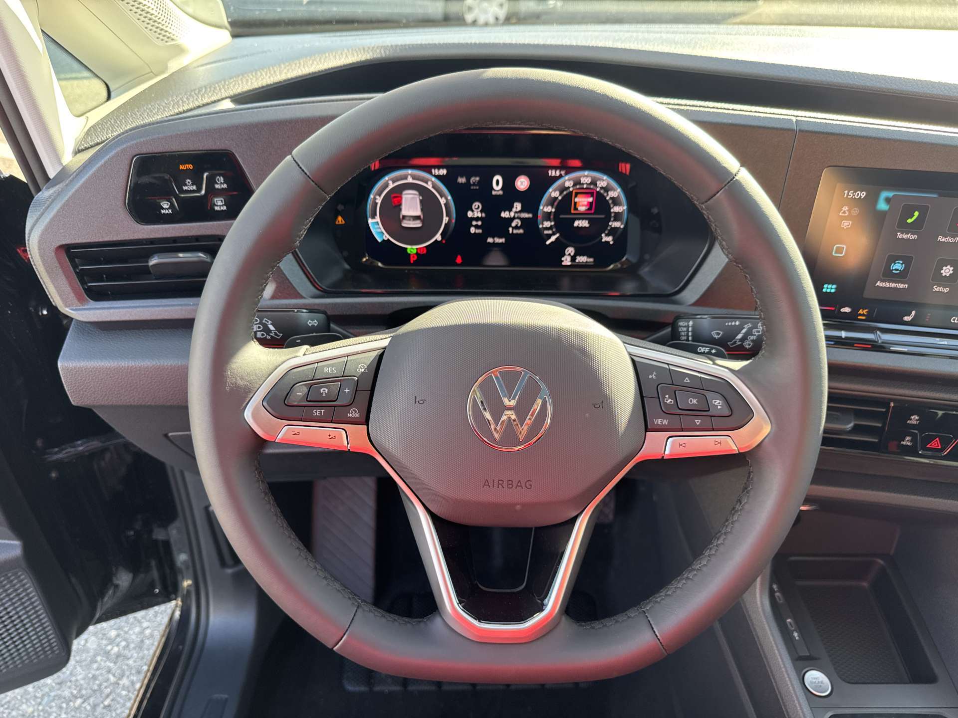 VW Caddy Maxi 1.5 TSi 7-Plätzer DSG-Automat-image-15