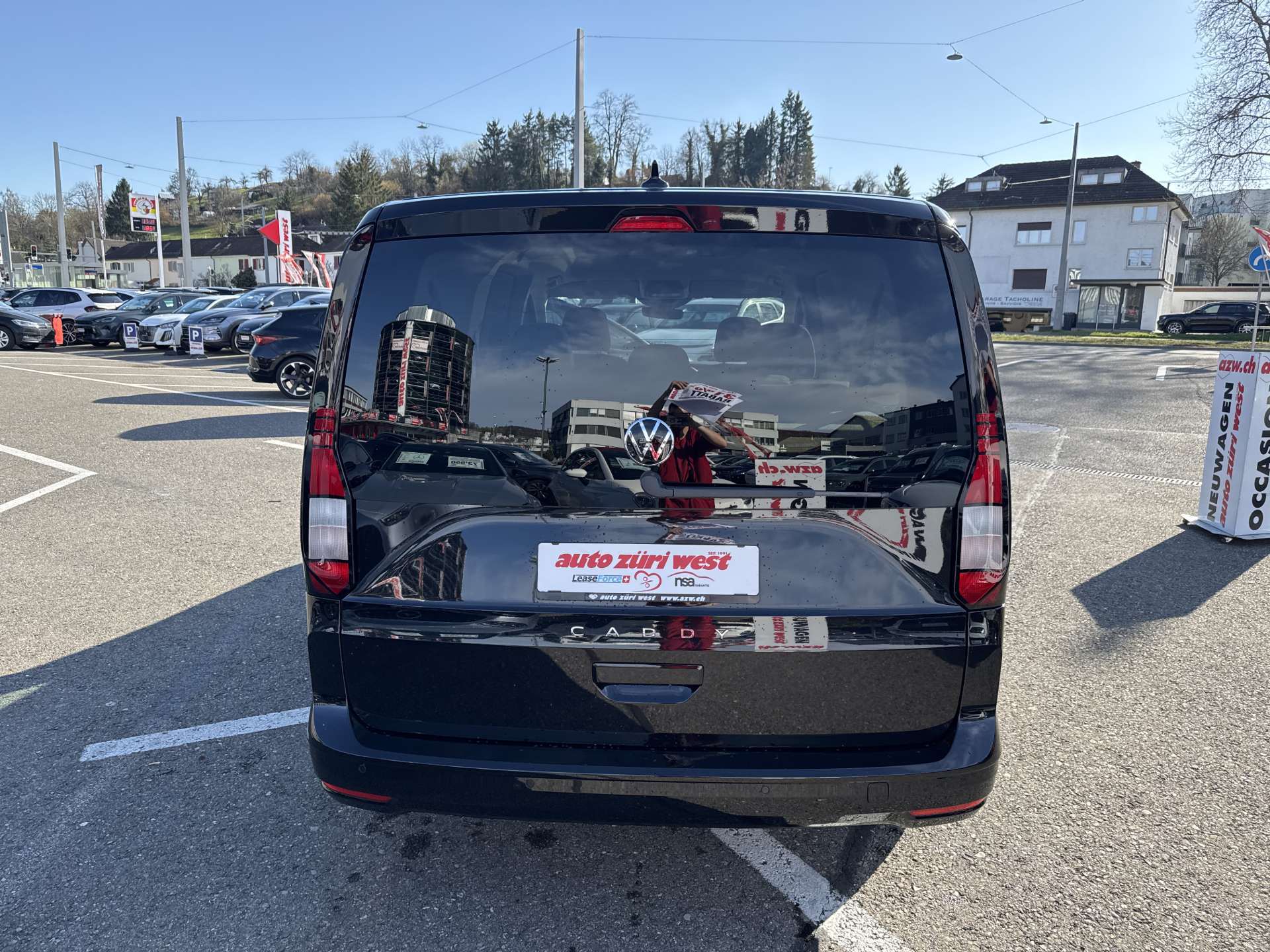 VW Caddy Maxi 1.5 TSi 7-Plätzer DSG-Automat-image-14