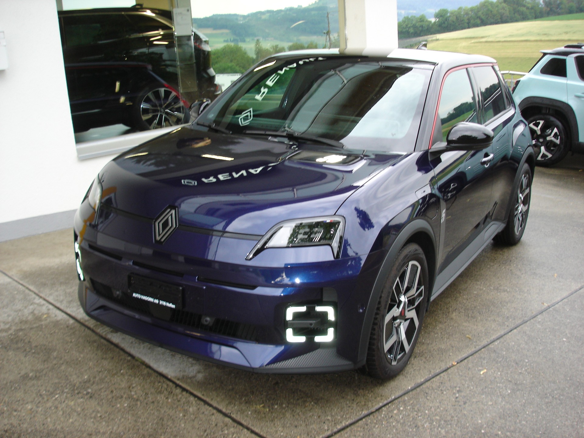 RENAULT R5 E-Tech Comfort Range 52 kWh Techno-image-1