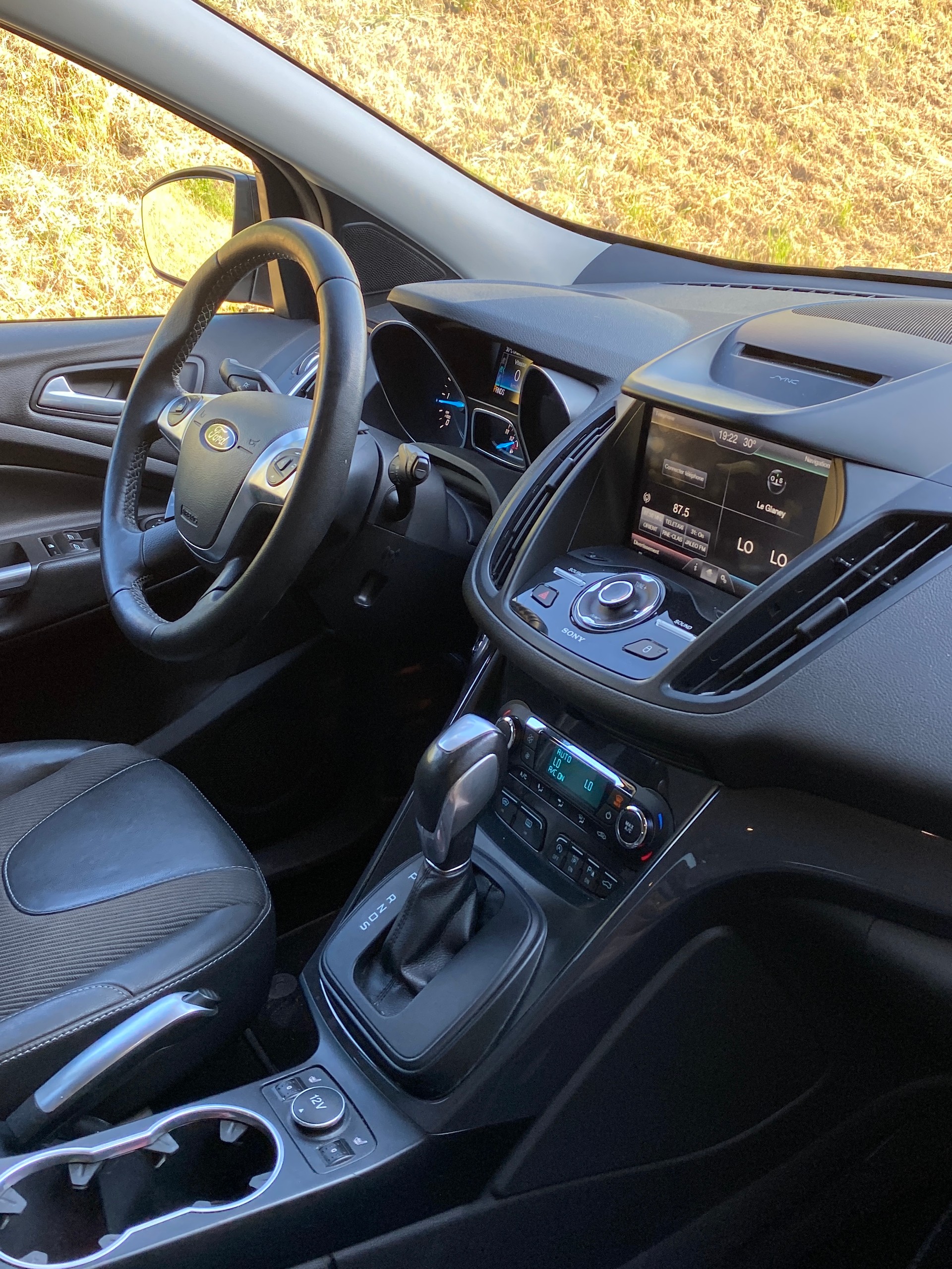 FORD Kuga 2.0 TDCi Titanium 4WD PowerShift-image-6