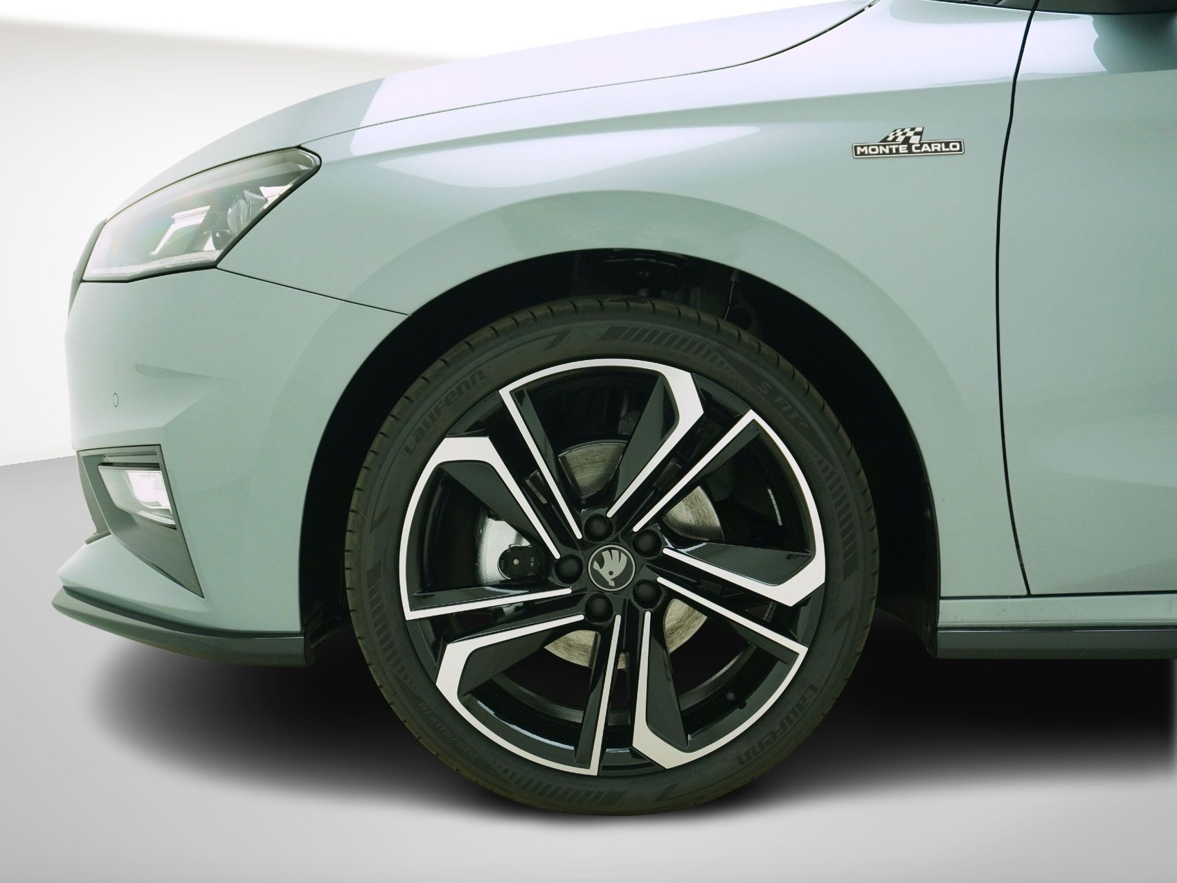 SKODA Fabia 1.5 TSI Monte Carlo DSG-image-8