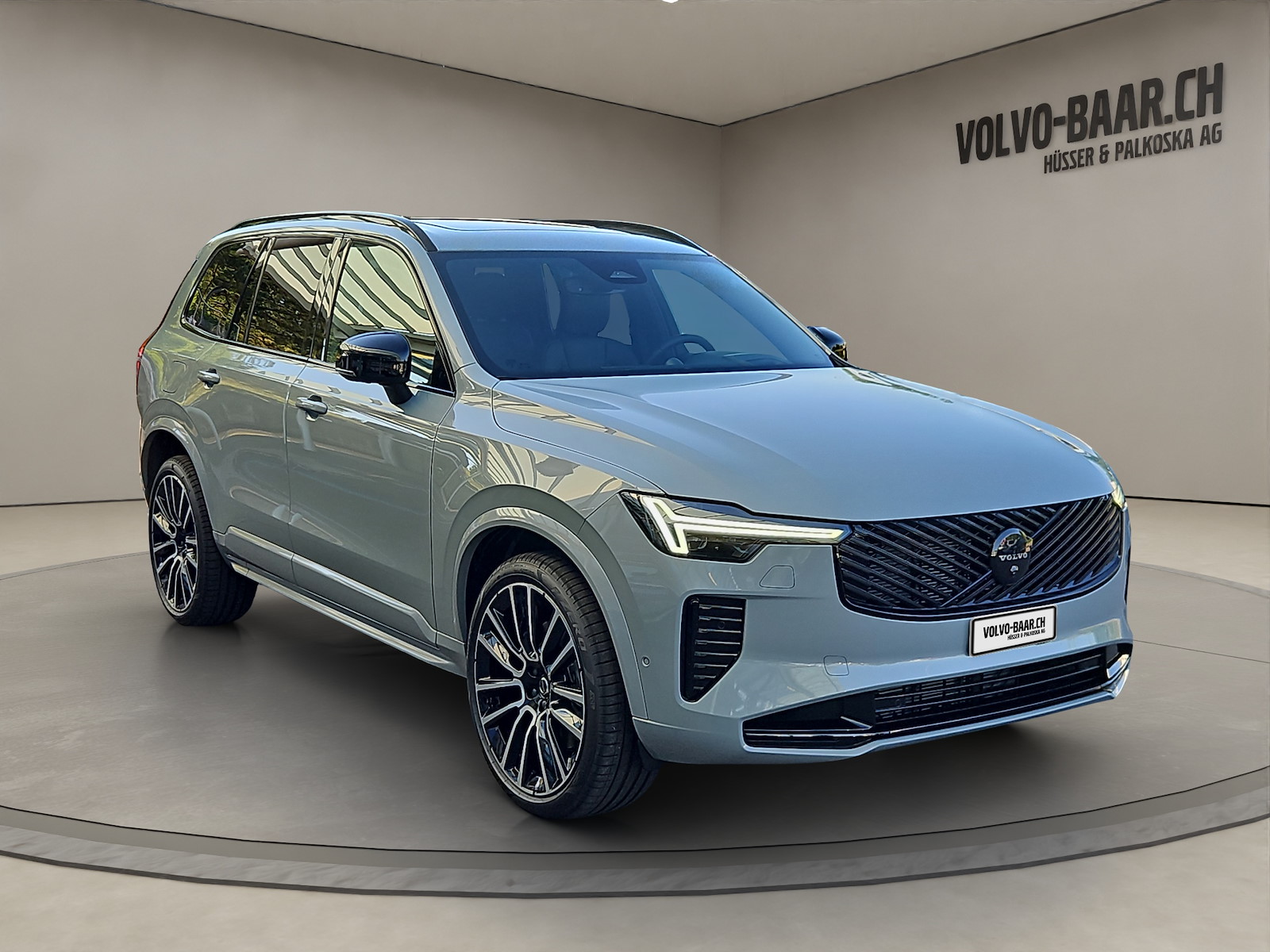 VOLVO XC90 T8 AWD Plug-in Hybrid-image-6