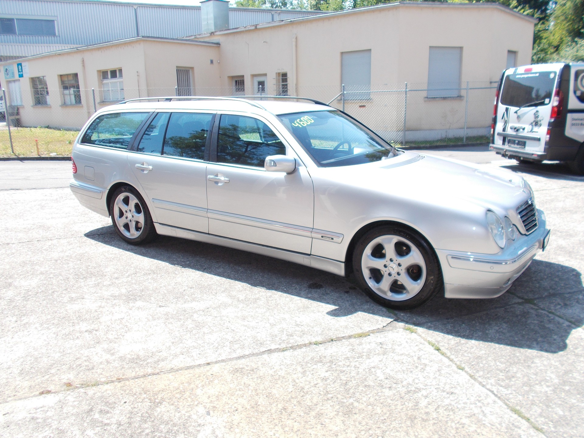 MERCEDES-BENZ E 240 V6 T-image-0