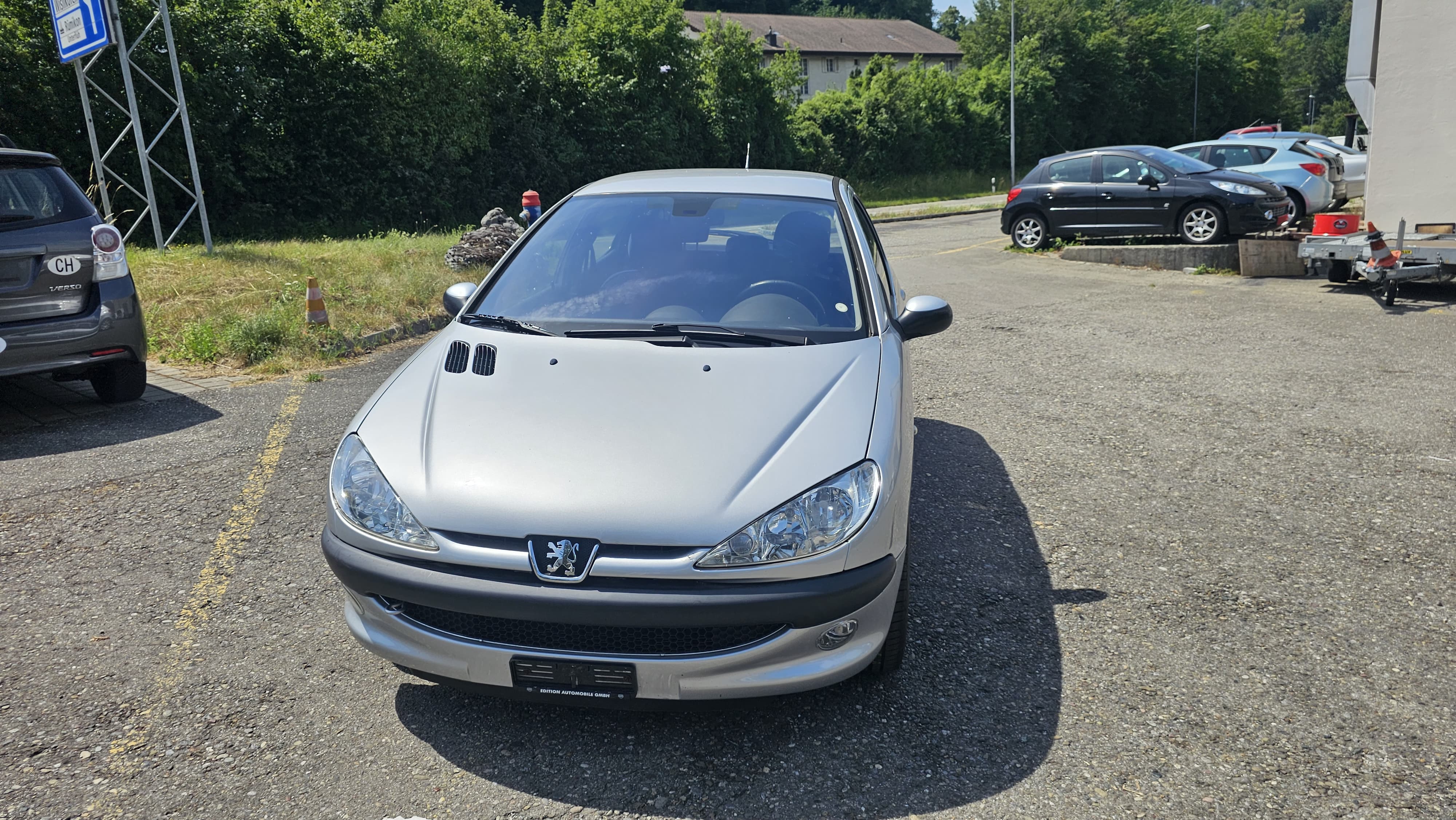 Car photo