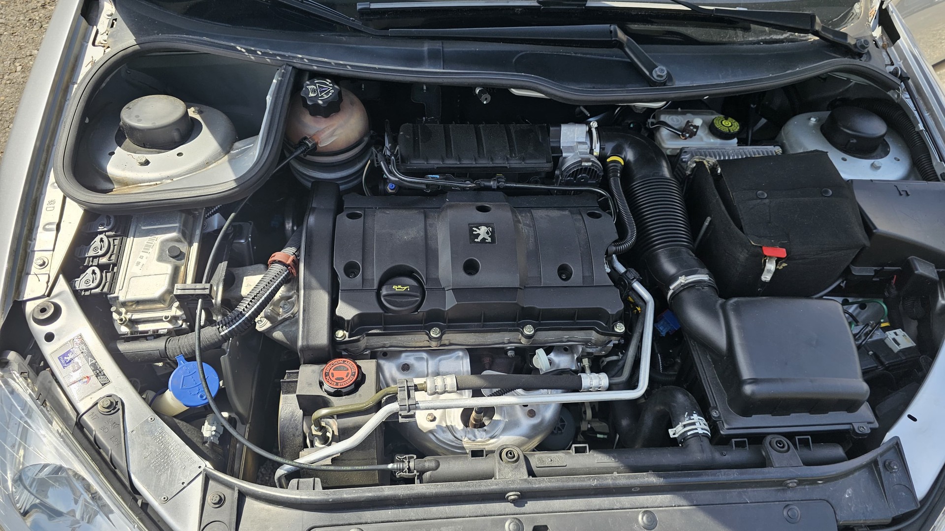 PEUGEOT 206 1.6 16V Black&Silver-image-7