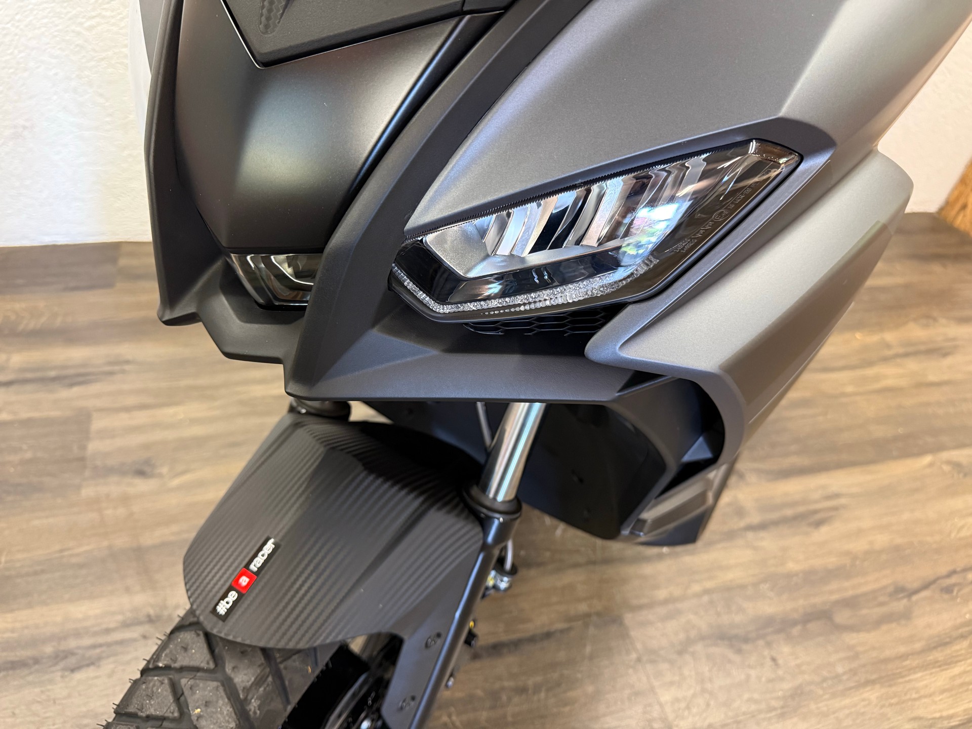 APRILIA SR 125 GT ABS E5+-image-8