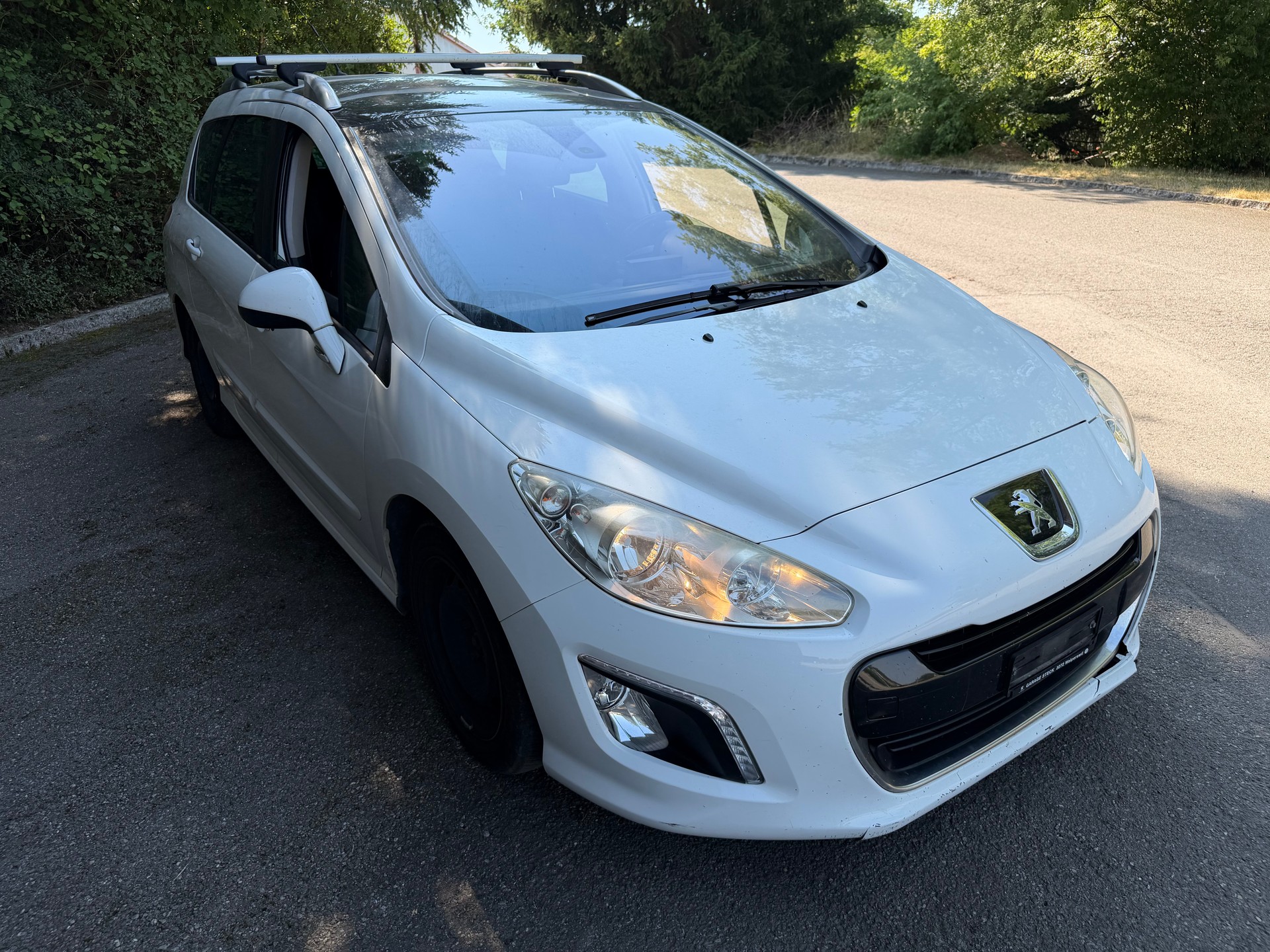 PEUGEOT 308 SW 2.0 HDI Allure Automatic-image-0