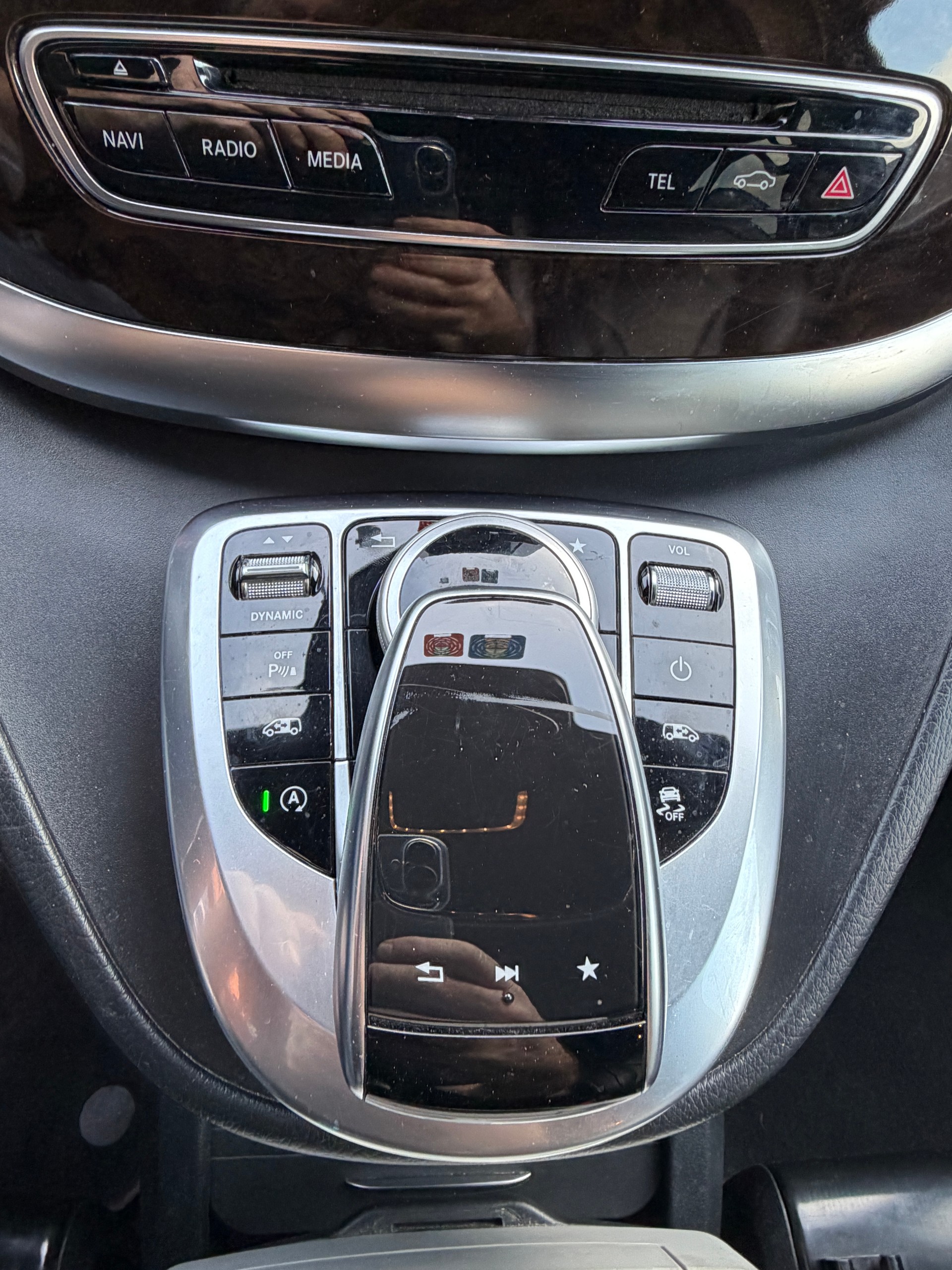 MERCEDES-BENZ V 250 d Avantgarde extralang 7G-Tronic-image-12