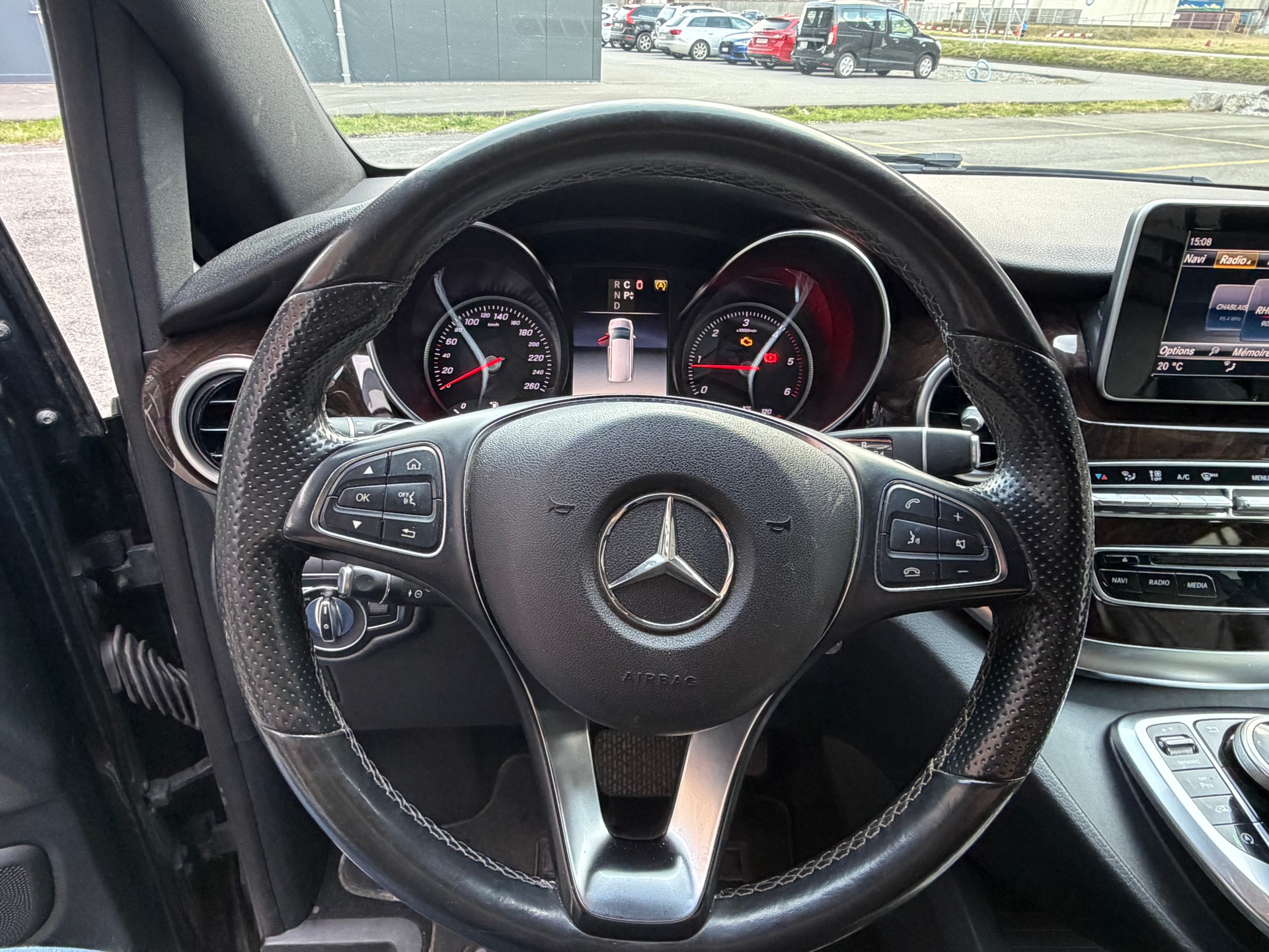 MERCEDES-BENZ V 250 d Avantgarde extralang 7G-Tronic-image-7