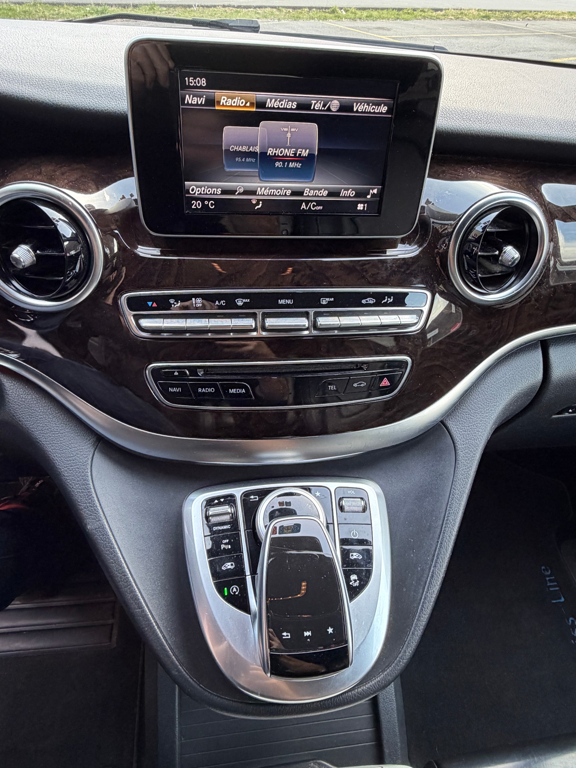 MERCEDES-BENZ V 250 d Avantgarde extralang 7G-Tronic-image-13