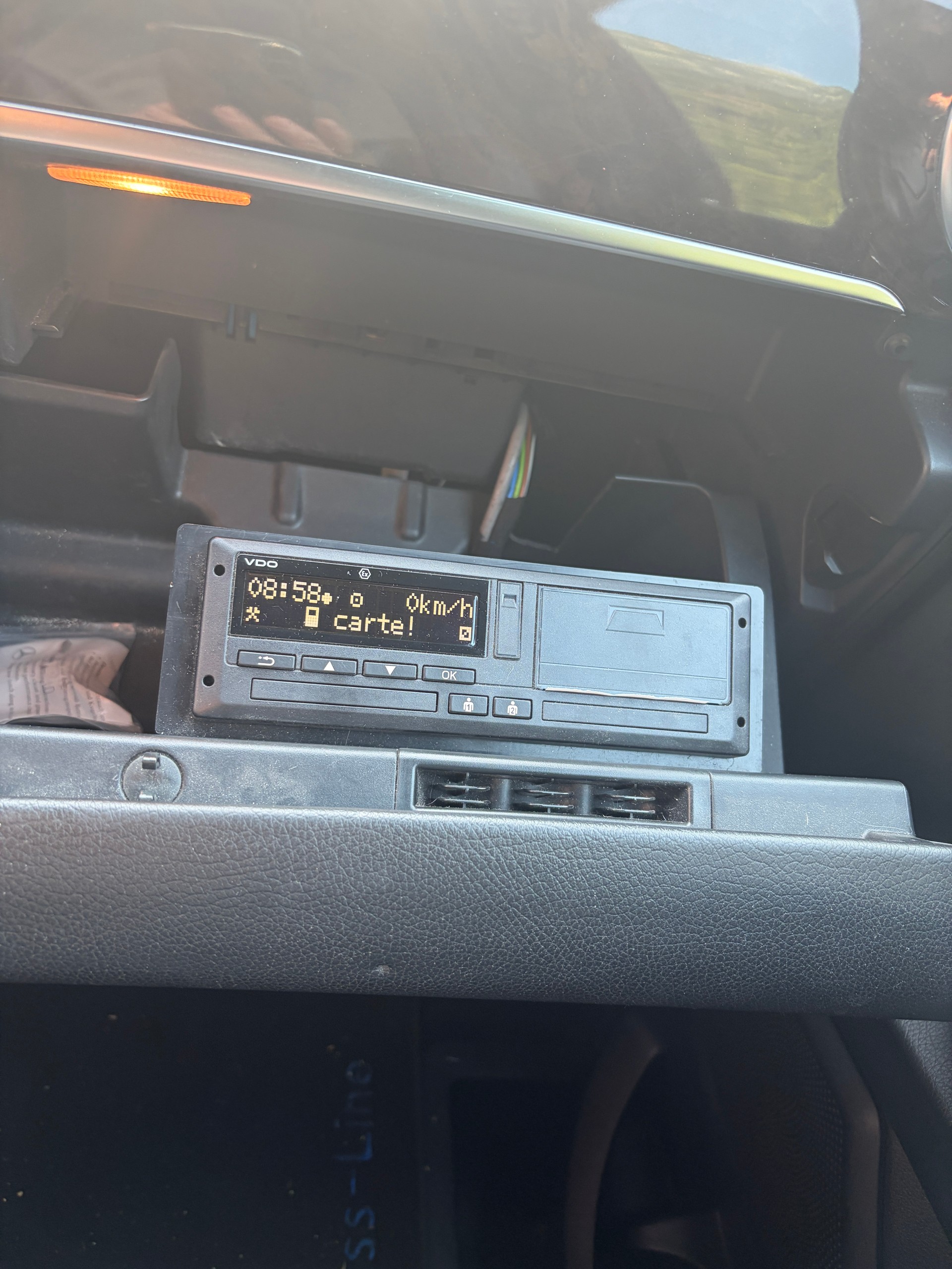 MERCEDES-BENZ V 250 d Avantgarde extralang 7G-Tronic-image-17