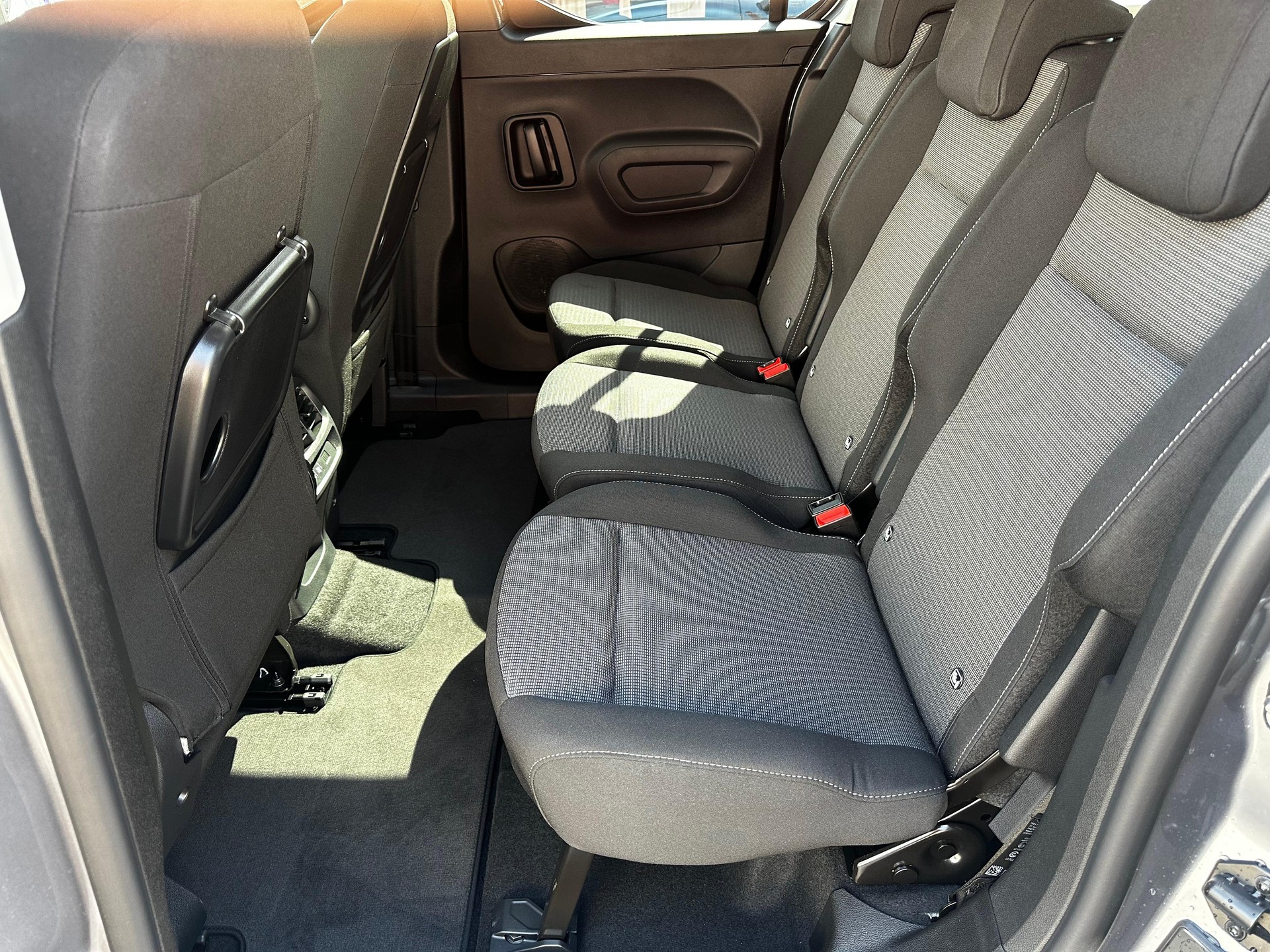 TOYOTA Proace City Verso L2 1.5 HDi 130 Style-image-10