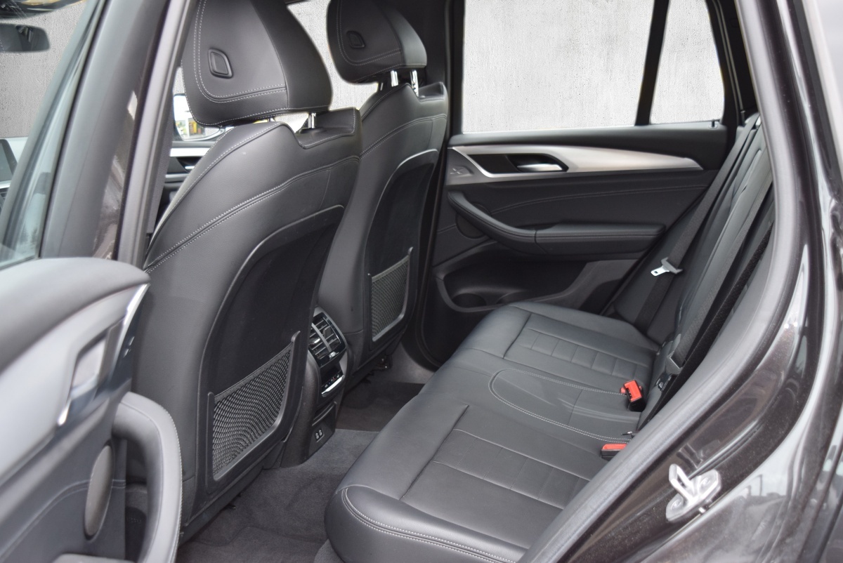BMW X3 xDrive 48V 20d M Sport Steptronic-image-9