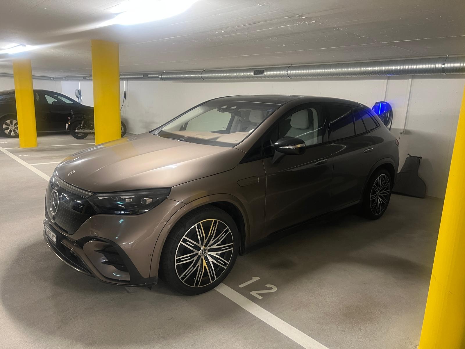 MERCEDES-BENZ EQE 500 Excellence AMG Line 4matic-image-1