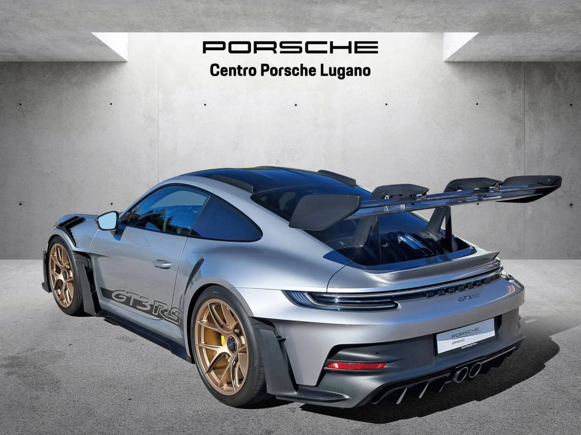PORSCHE 911 GT3 RS (MY24)-image-6