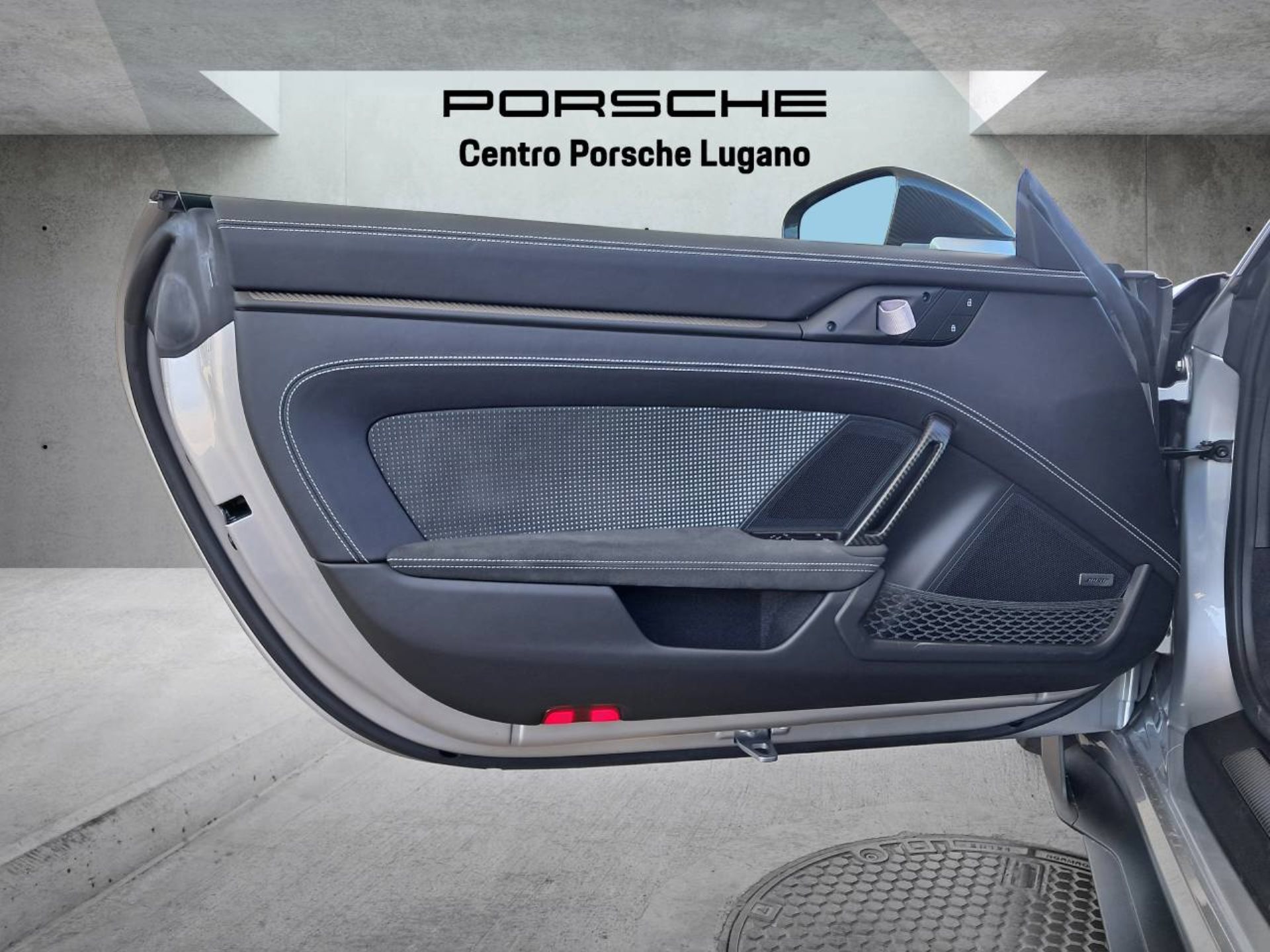 PORSCHE 911 GT3 RS (MY24)-image-23
