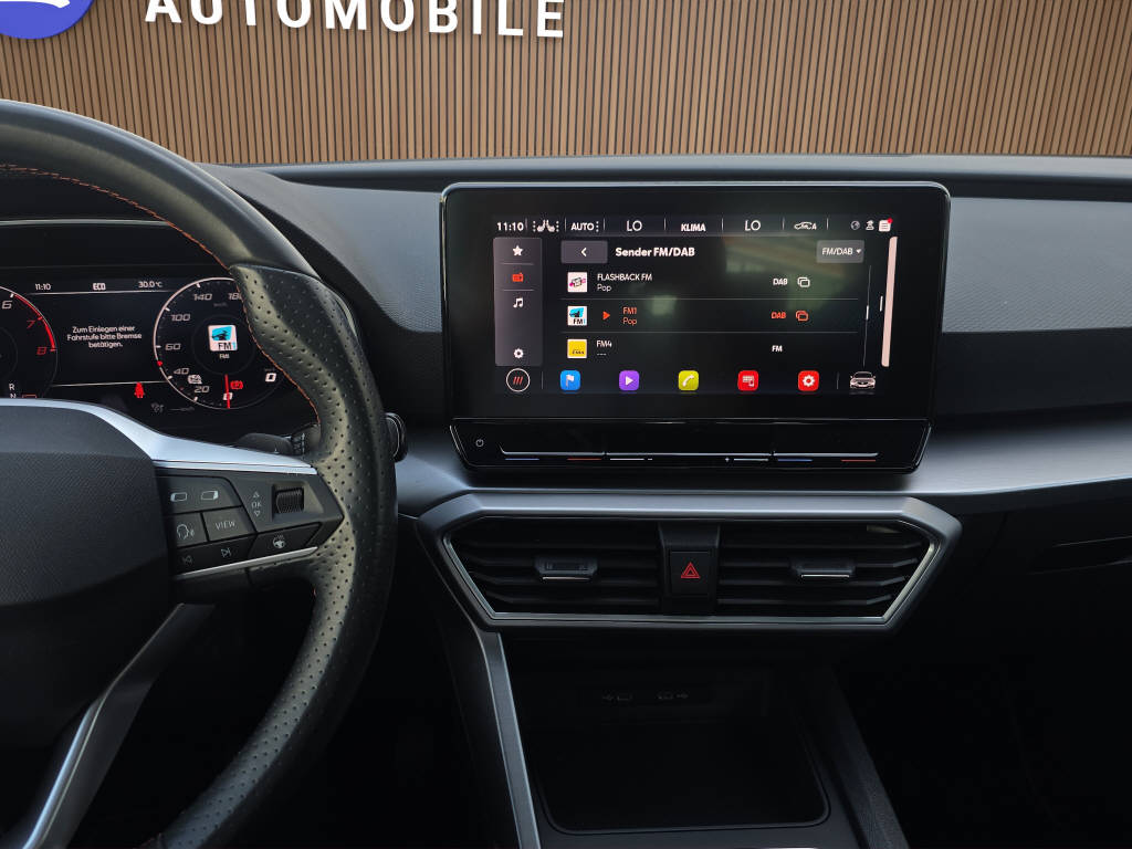 SEAT Leon 1.5 eTSI 150 FR DSG-image-18