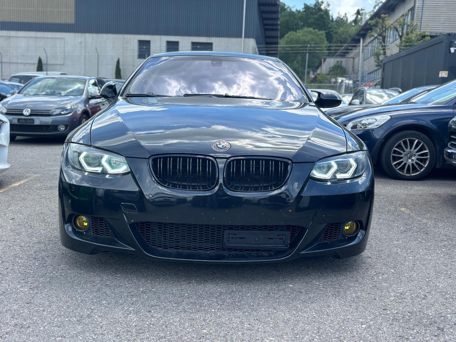 BMW 335i Coupé-image-1