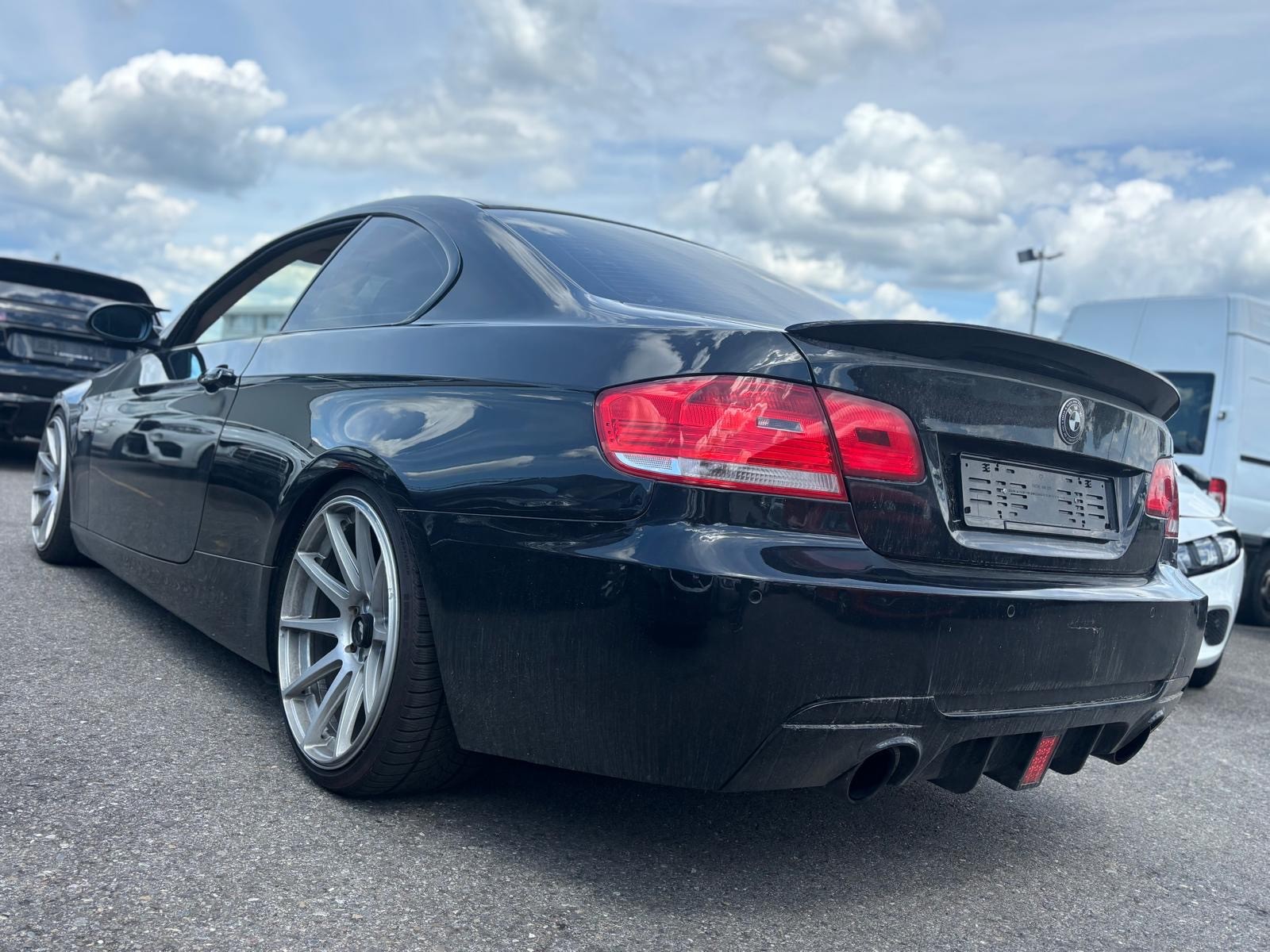 BMW 335i Coupé-image-4