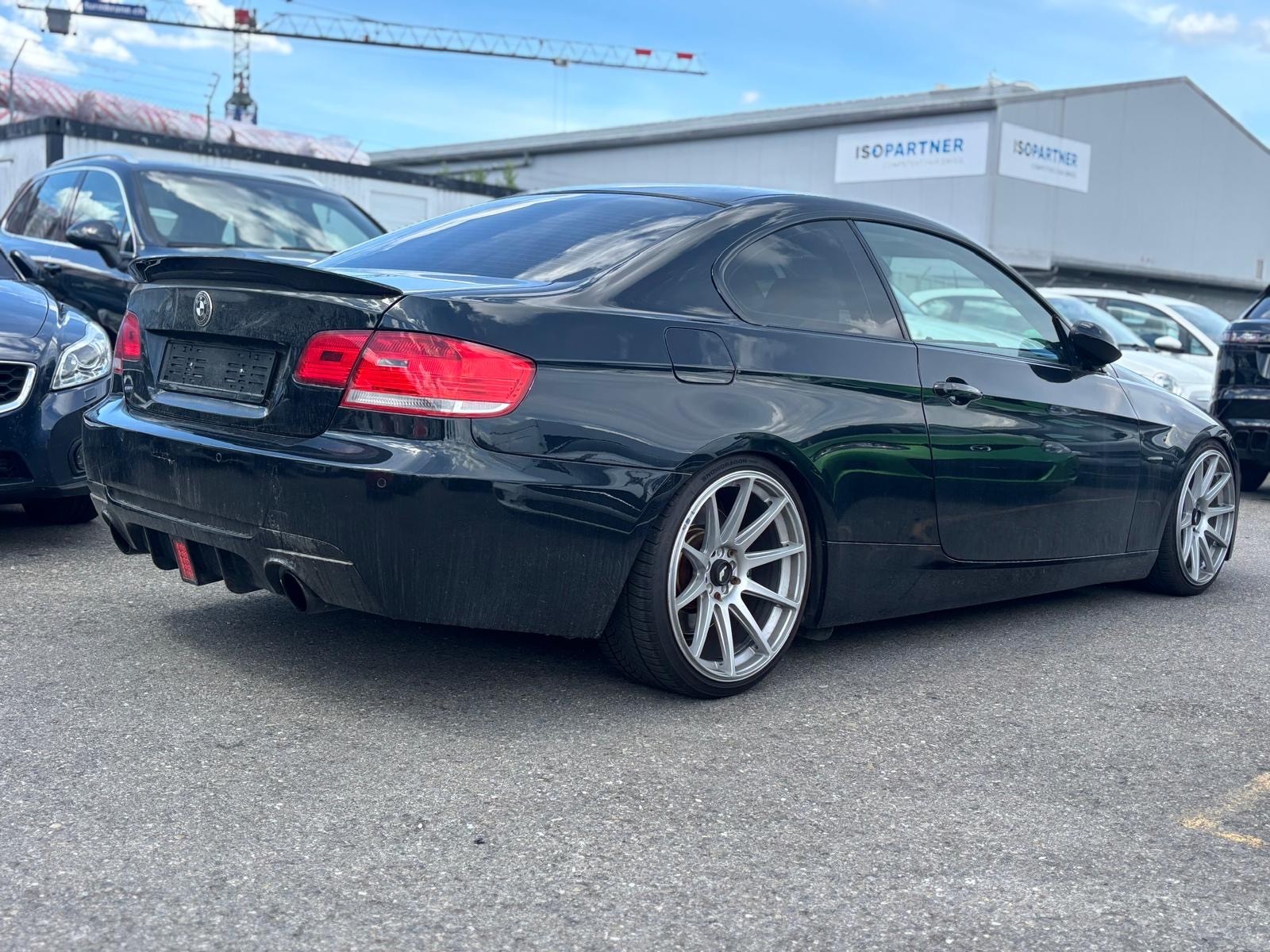 BMW 335i Coupé-image-3