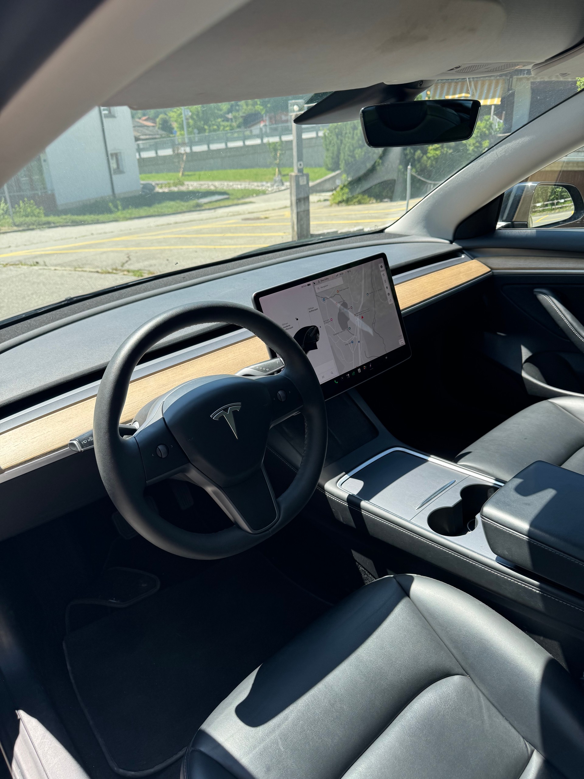 TESLA Model 3 Long Range-image-3