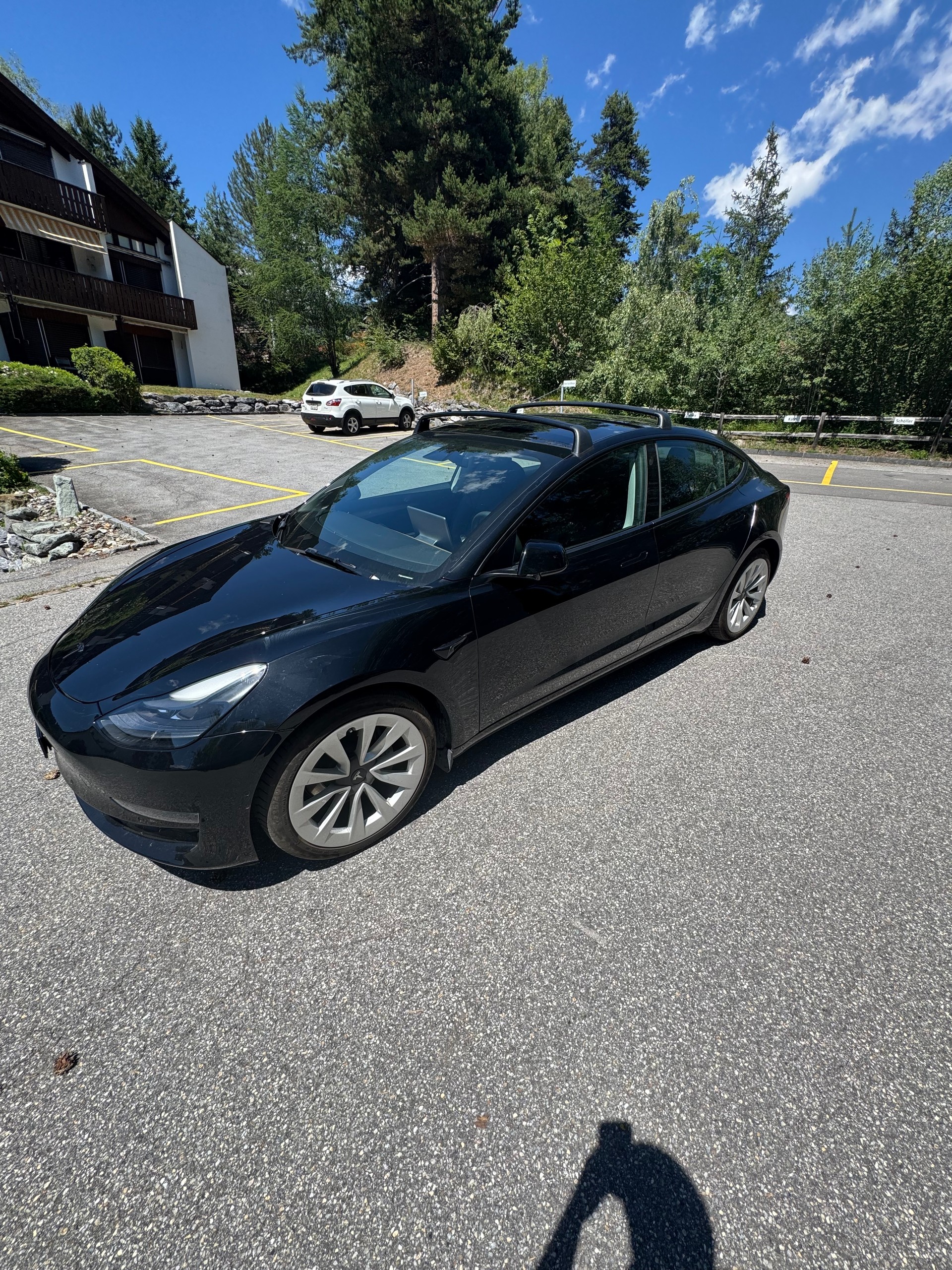 TESLA Model 3 Long Range-image-2